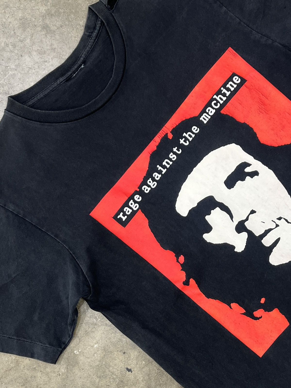 Band Tees Vintage 90s Rage Against The Machine Che Guevara Tee Medium Hoodie, Sweatshirt | PodTeesHub.com