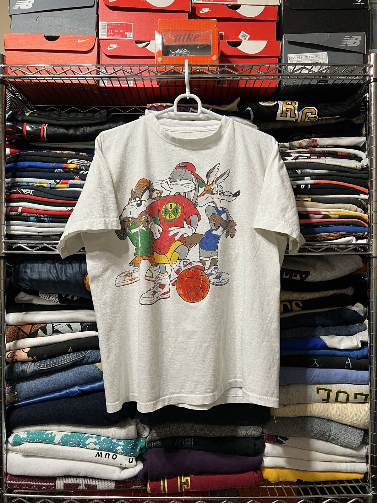 Vintage Looney Tune T Shirt Hoodie, Sweatshirt | PodTeesHub.com