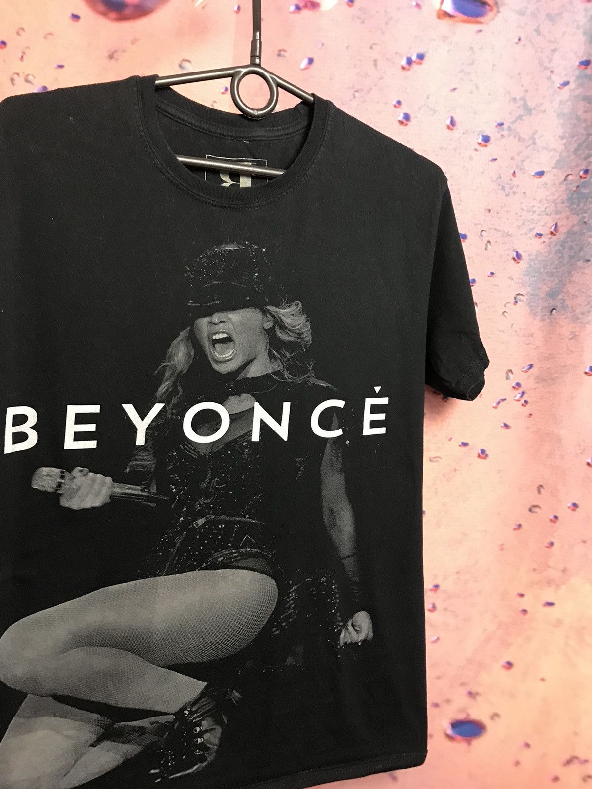 Vintage Beyonce Band Streetwear Tee Hoodie, Sweatshirt | PodTeesHub.com