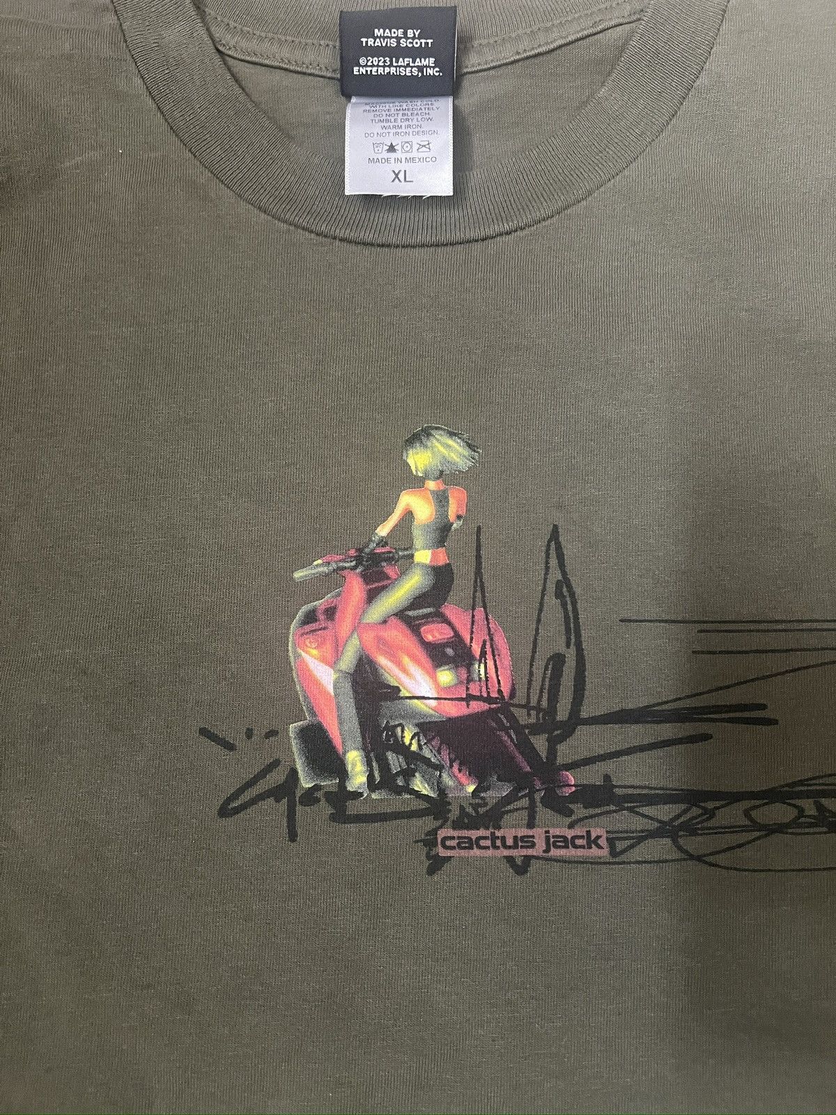 Scott Travis Scott Motorcycle Girl Tee Hoodie, Sweatshirt | PodTeesHub.com