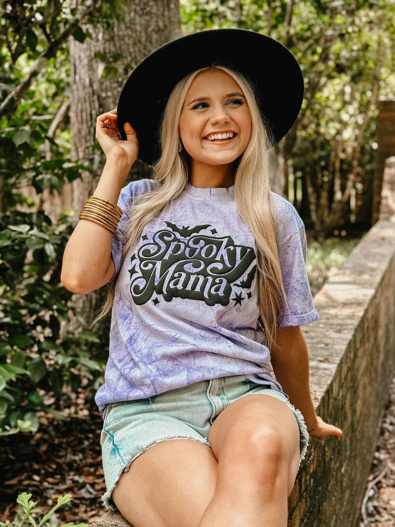 Spooky Mama Sparkle Bats Puff Mineral Wash Tee Hoodie, Sweatshirt | PodTeesHub.com