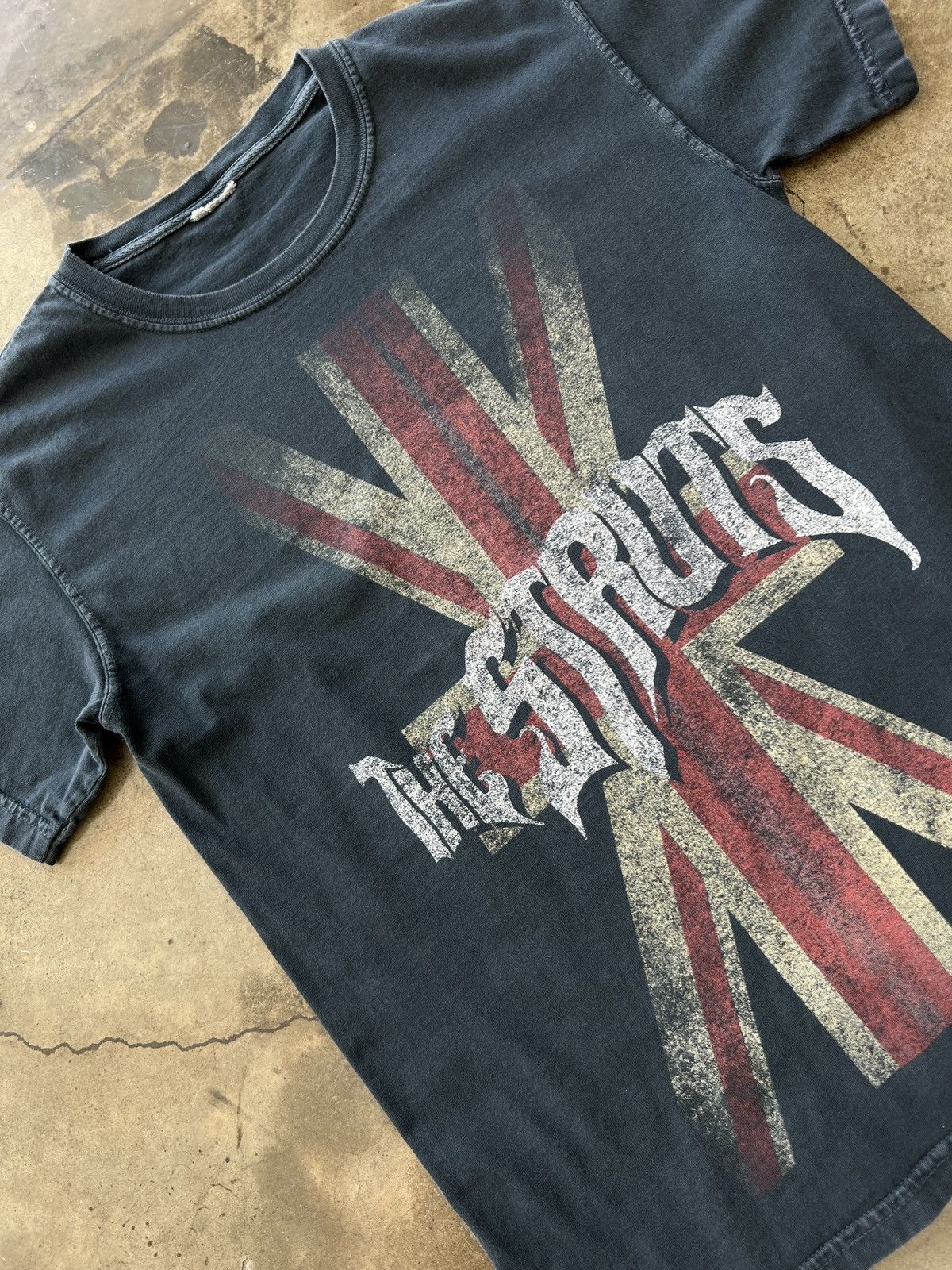 Vintage Struts Sz Small T-Shirts, Hoodie, Sweatshirt