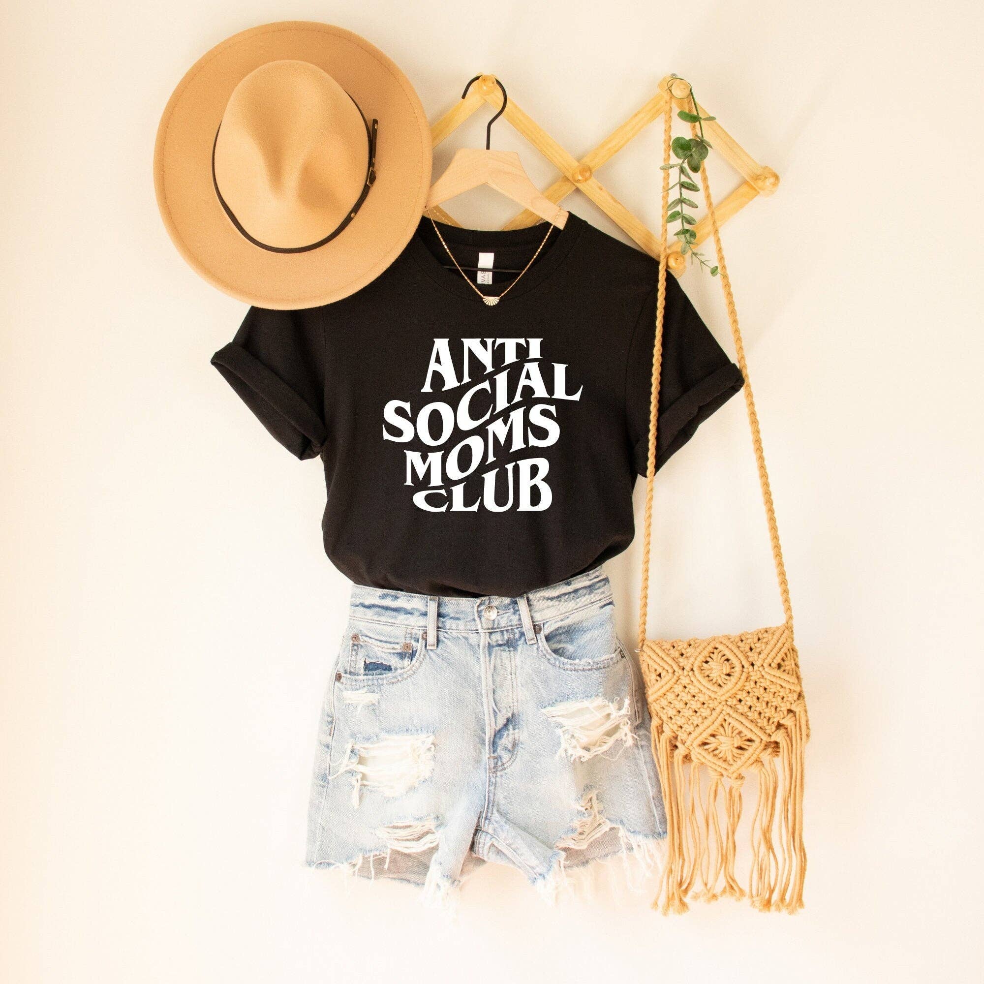 Funny Tshirt For Anti Social Mama *Unisex Fit*140 Hoodie, Sweatshirt | PodTeesHub.com