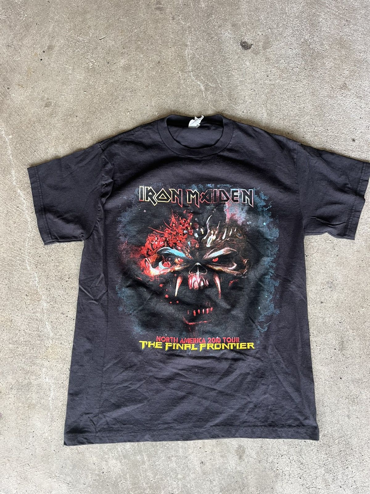 Iron Maiden Vintage 2010 Iron Maiden The Final Frontier Band Tee Hoodie, Sweatshirt | PodTeesHub.com