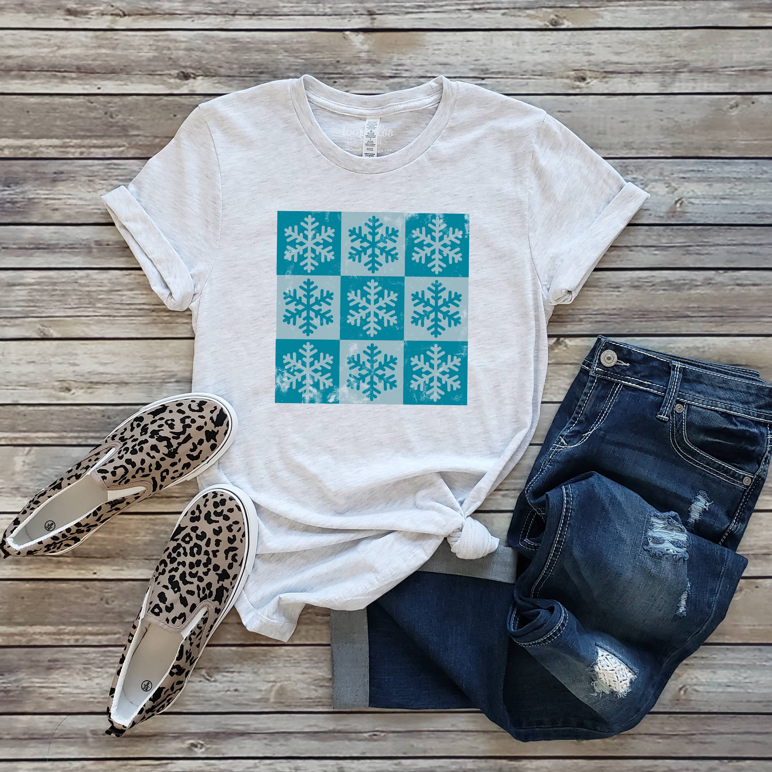 Checkered Snowflakes Tee | Christmas | Sizes XS-2XL Hoodie, Sweatshirt | PodTeesHub.com