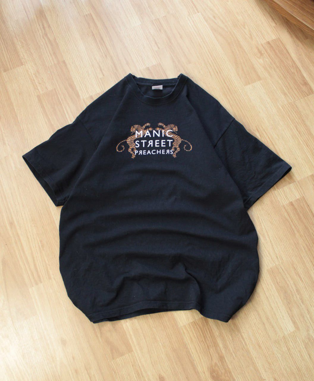 Vintage Manic Street Preachers Rock Band Tour 00 S T-Shirts, Hoodie, Sweatshirt