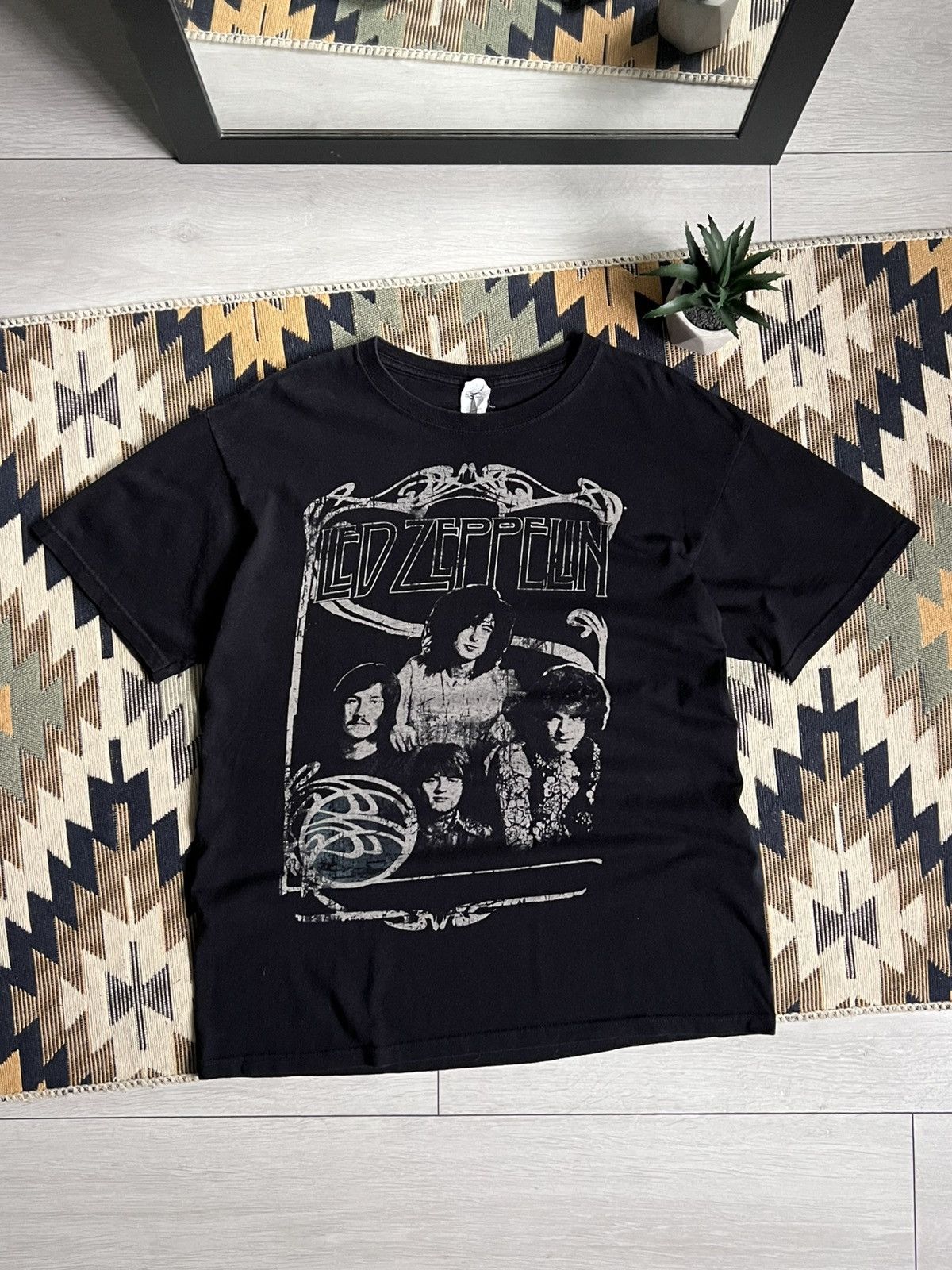 Zeppelin Led Zeppelin Vintage 90 S Rock Band T Shirt Hoodie, Sweatshirt | PodTeesHub.com