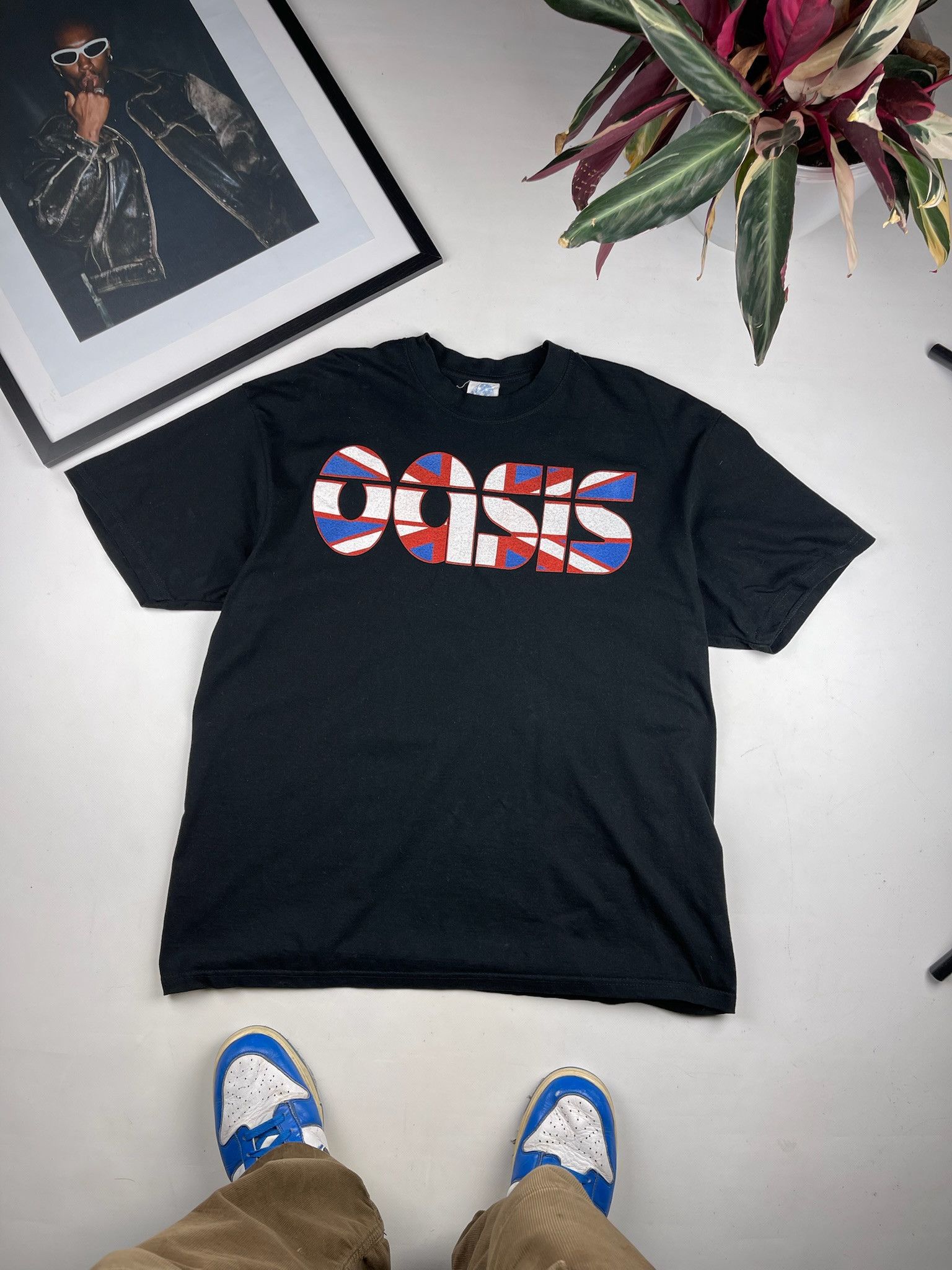 Band Tees Vintage Oasis Heathen Chemistry Tour Tee Shirt 2002 Hoodie, Sweatshirt | PodTeesHub.com