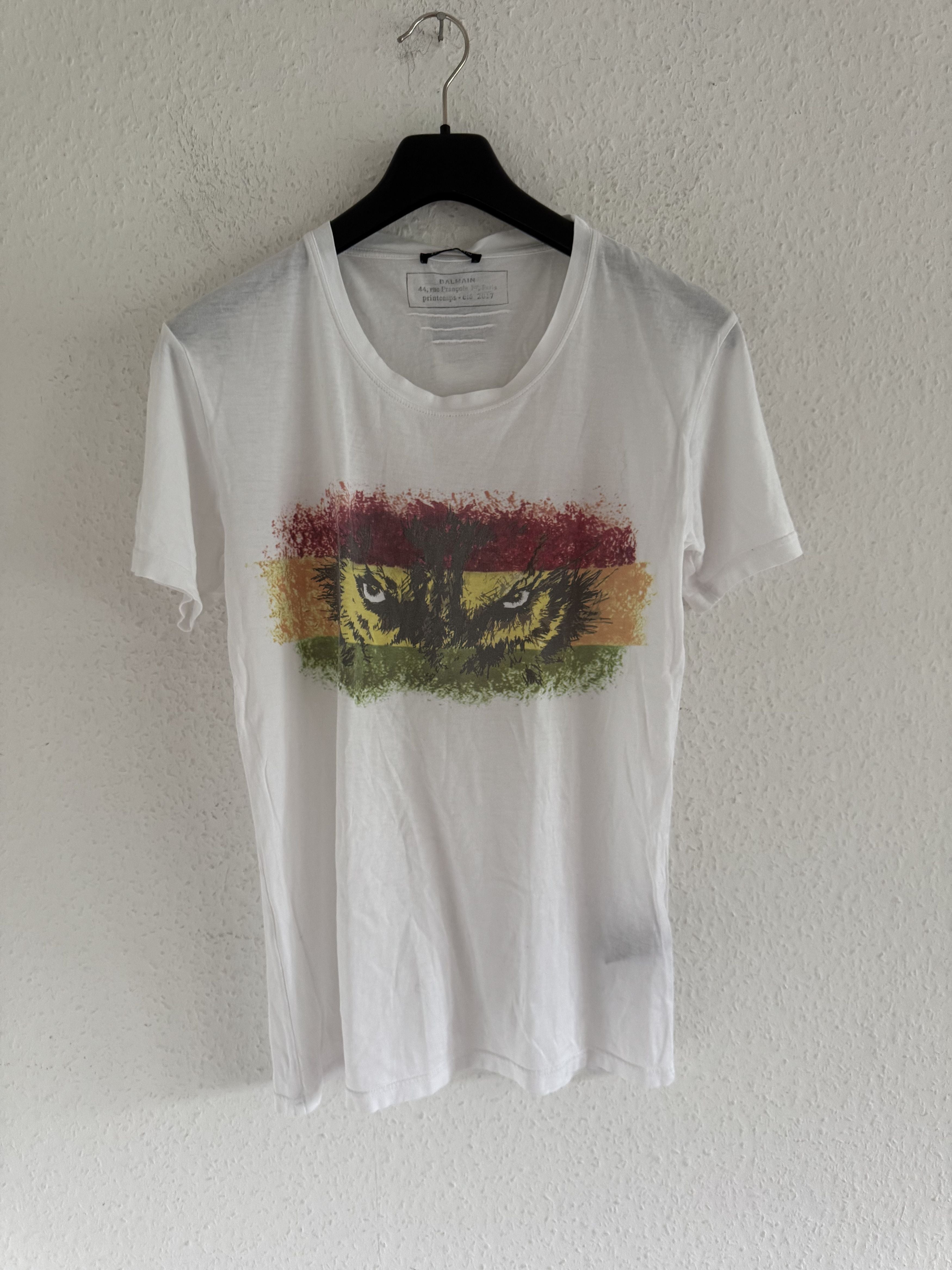 Balmain Eyes Of The Wolf Graphic Tee Hoodie, Sweatshirt | PodTeesHub.com