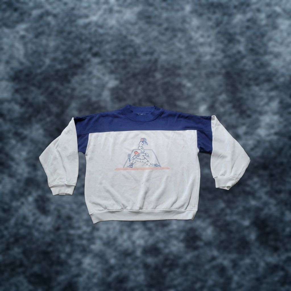 Vintage Unbranded Tennis Embroidered White Blue Crew Neck Long Sleeve L Shir T-Shirts, Hoodie, Sweatshirt