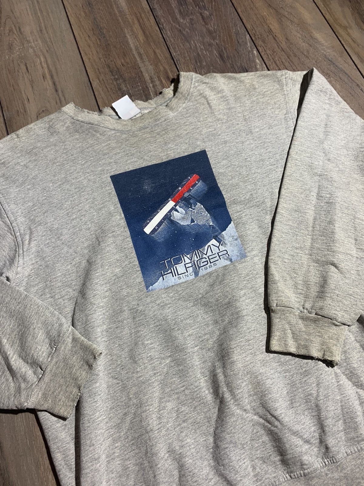 Tommy Hilfiger X Vintage Vintage N64 1080 Snowboarding Tommy Hilfiger Promo Sweater T-Shirts, Hoodie, Sweatshirt