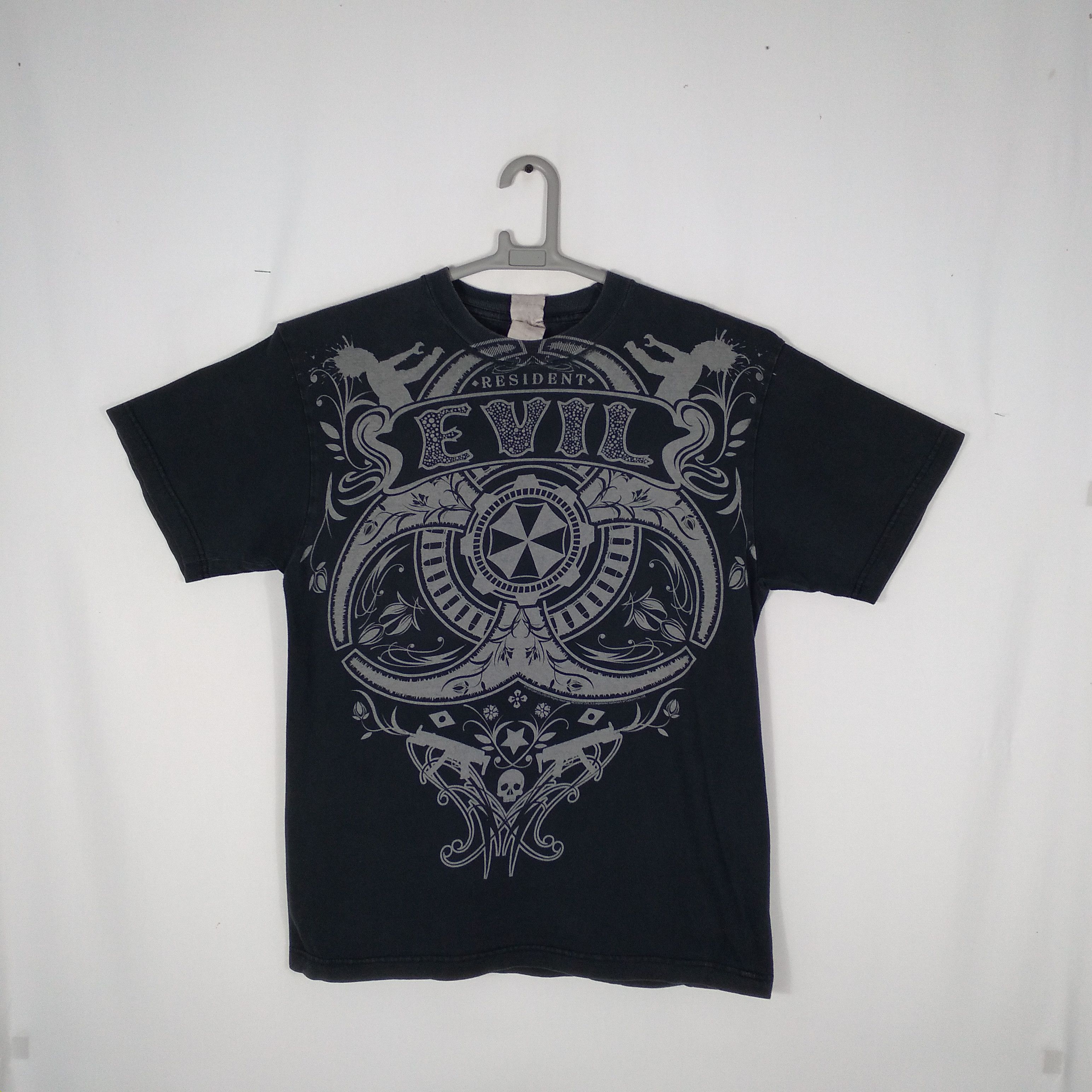 Playstation Resident Evil Overprint Exclusive Game Promo Tee Hoodie, Sweatshirt | PodTeesHub.com