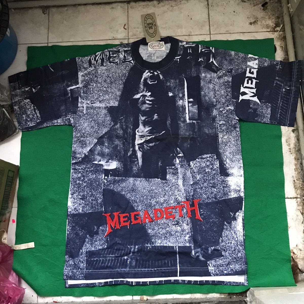 Vintage 90 S Nos Megadeth Bootleg Full Print T Shirt Hoodie, Sweatshirt | PodTeesHub.com