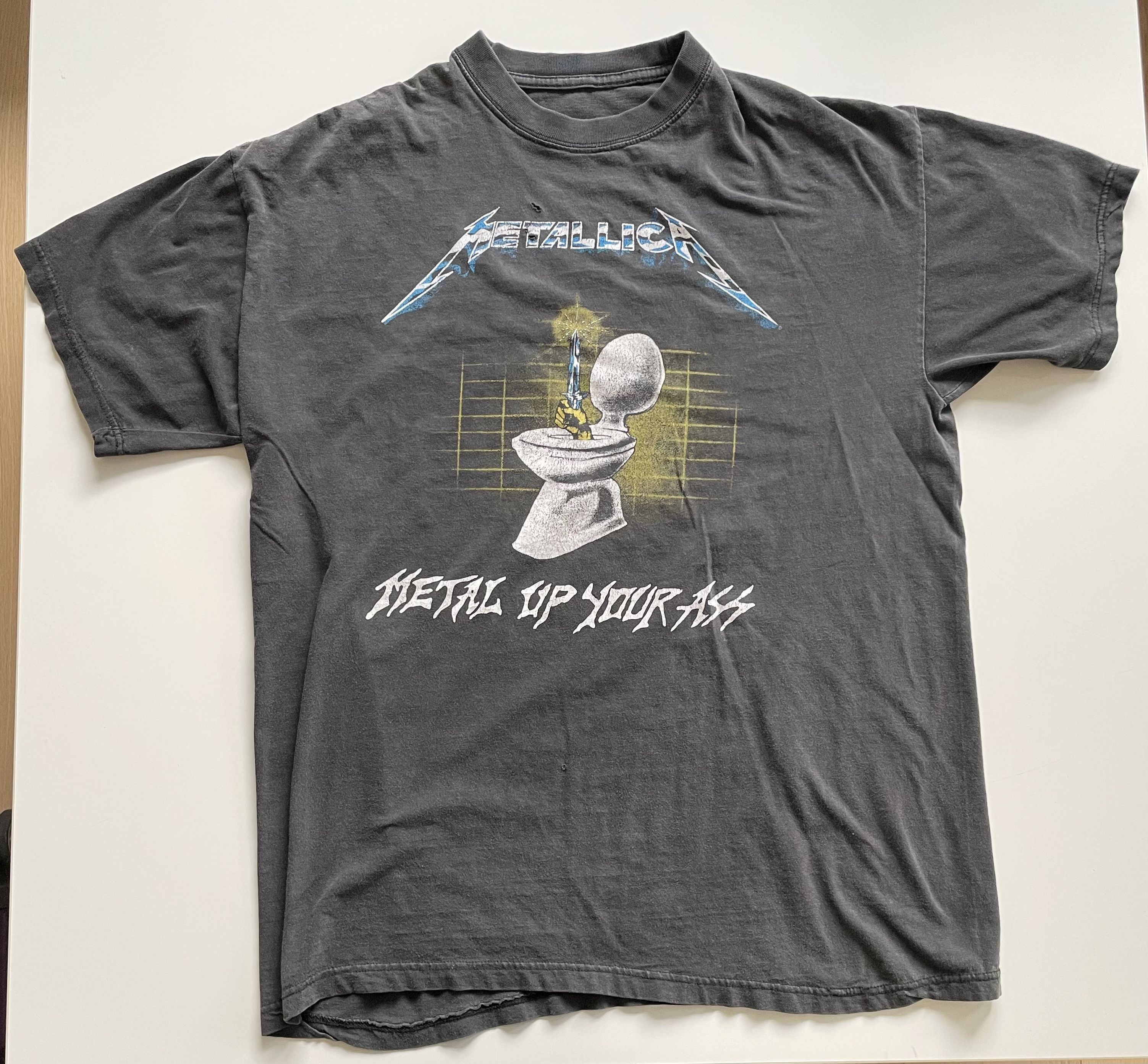 X Vintage Metallica Metal Up Your Ass 1987 Vintage T Shirt Xl Hoodie, Sweatshirt | PodTeesHub.com