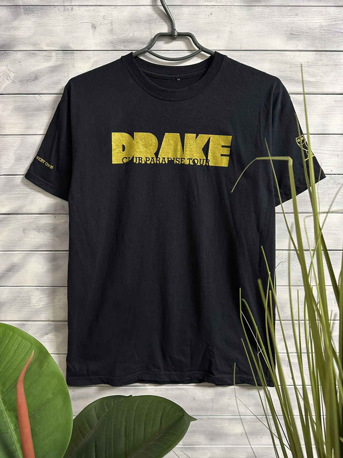 Drake Rare T Shirt Drake October Very Own Club Paradise Tour 2012 Hoodie, Sweatshirt | PodTeesHub.com