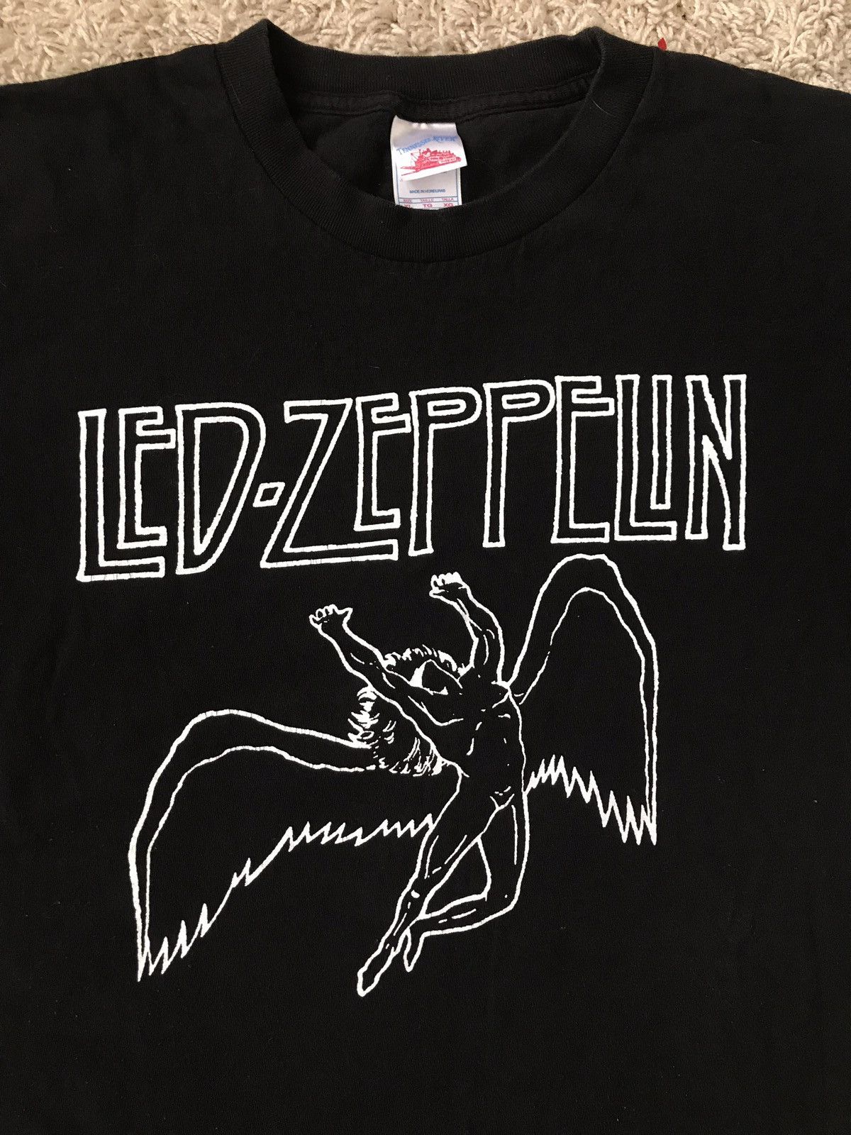 Led Zeppelin Vintage 90s Led Zeppelin Rock Band Tour Tee Tennessee River Tag Hoodie, Sweatshirt | PodTeesHub.com