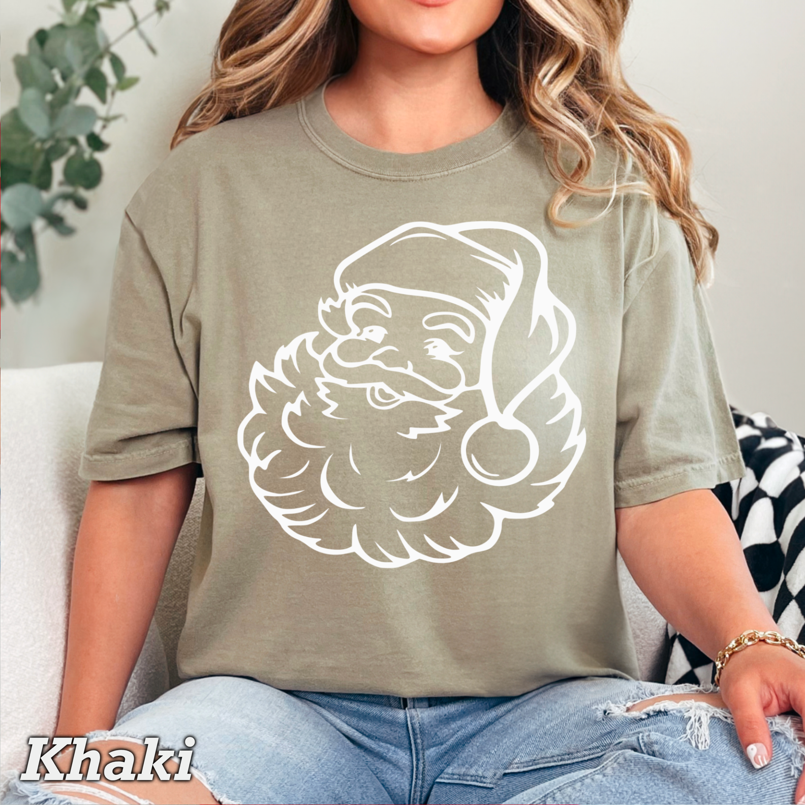 Vintage Santa Christmas 2025 Graphic Tee|Comfort Color Hoodie, Sweatshirt | PodTeesHub.com