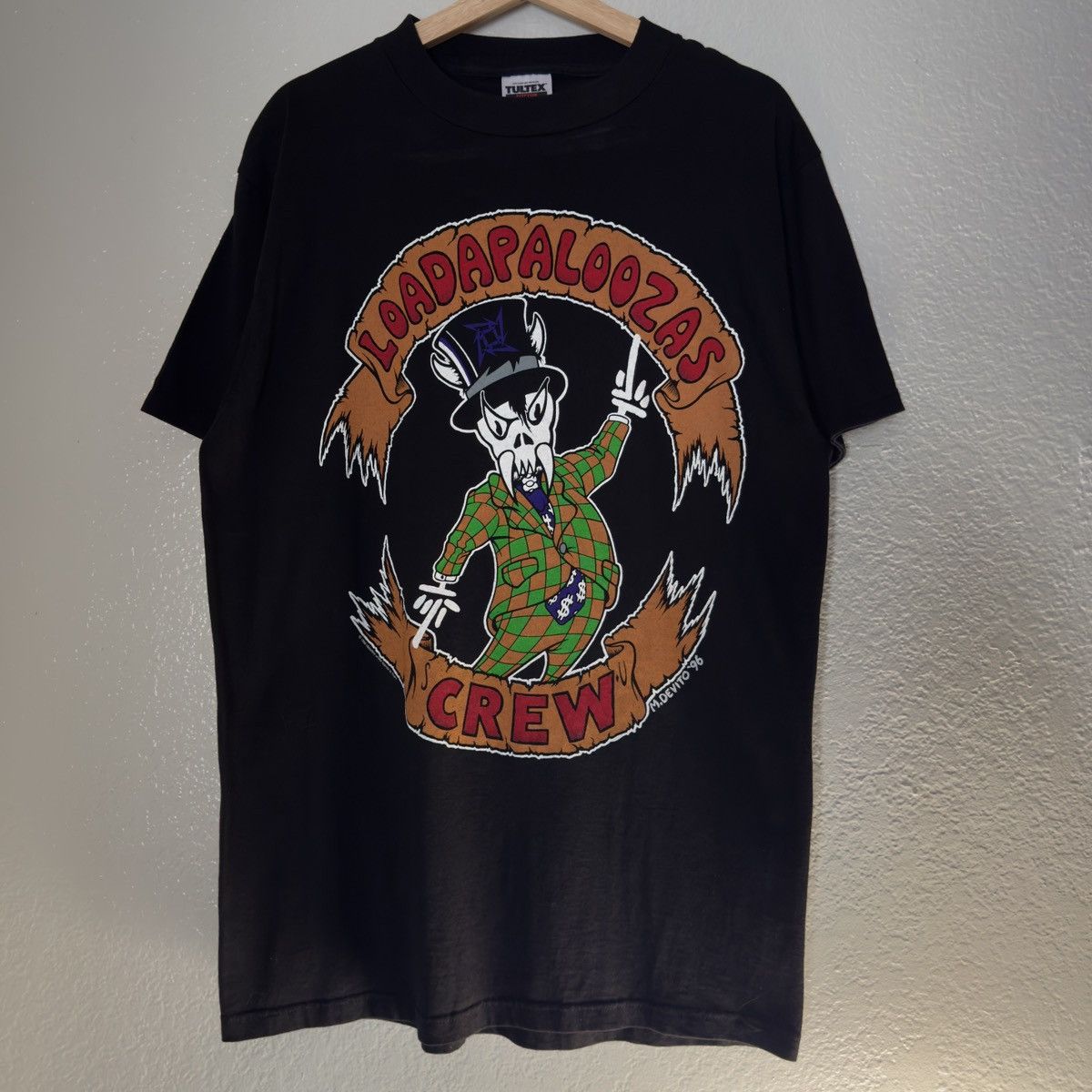 Band Tees Metallica Loadapalooza Crew Tshirt Authentic Festival Tee Hoodie, Sweatshirt | PodTeesHub.com