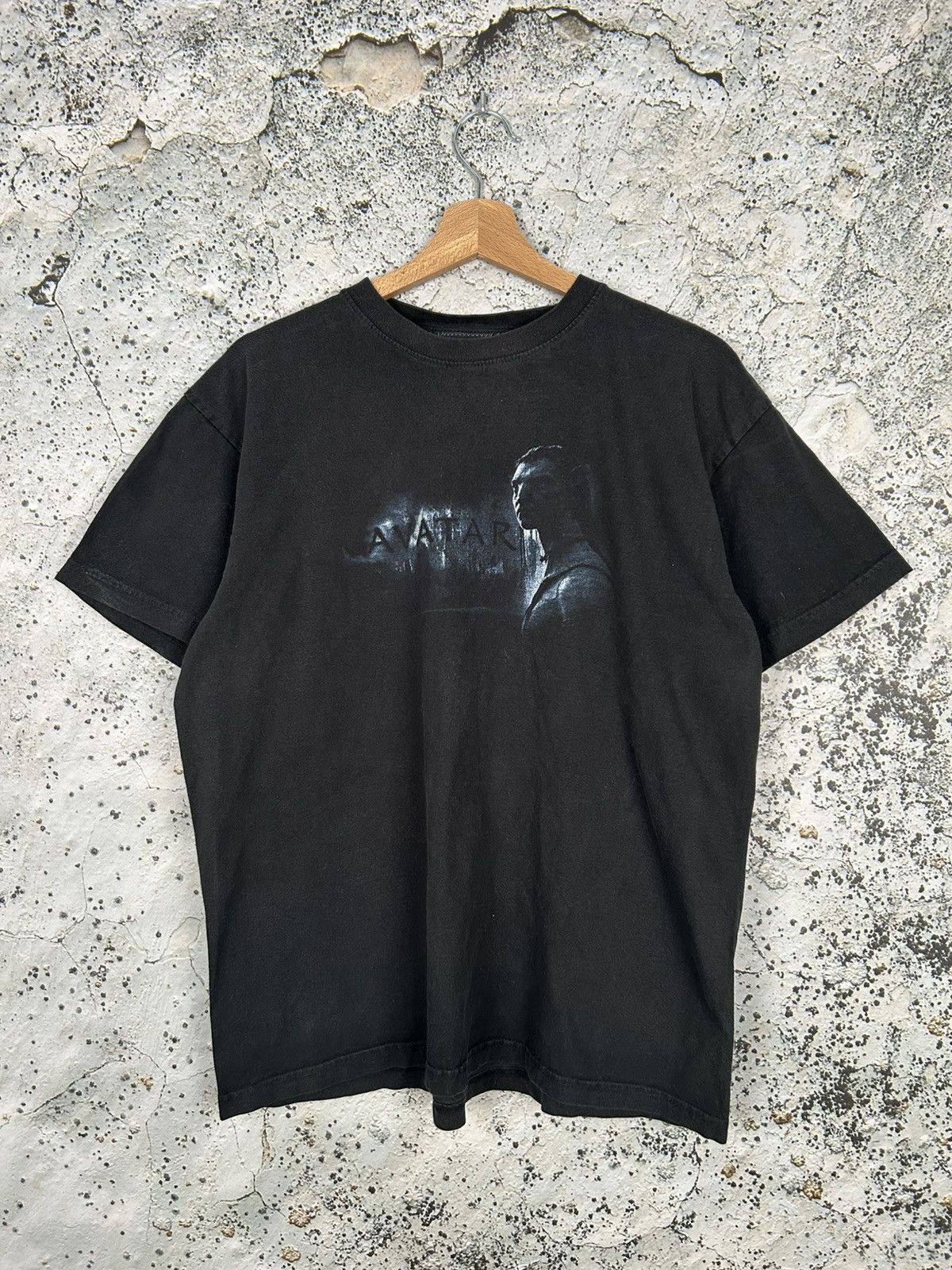 Vintage Avatar 2010 Graphic Tee Movie Vintage Streetwear Hype Hoodie, Sweatshirt | PodTeesHub.com