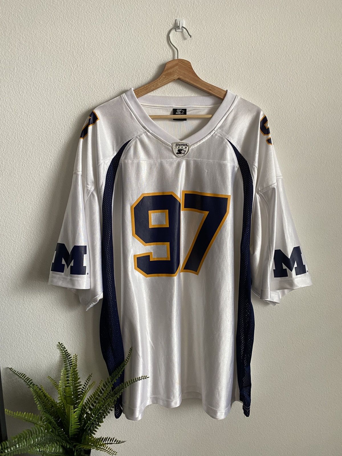 Starter Vintage 90s Michigan Wolverines Starter Jersey T-Shirts, Hoodie, Sweatshirt | PodTeesHub.com