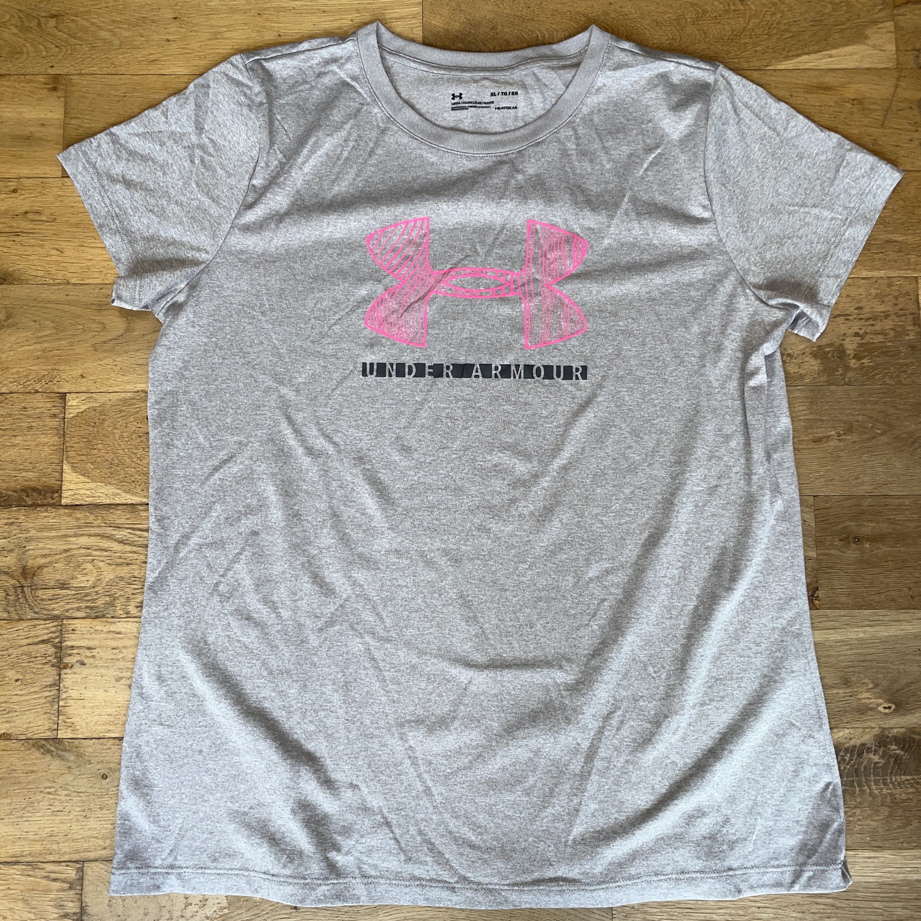 Armour Under Armour Women S Sports T Shirt Logo Size Xl Hoodie, Sweatshirt | PodTeesHub.com
