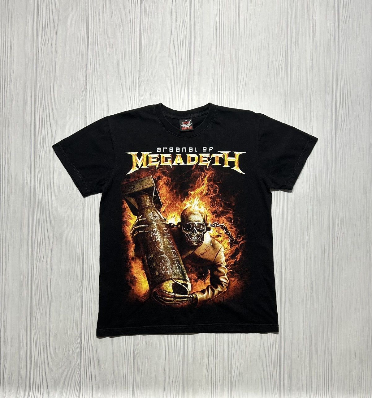 Rare Megadeth Arsenal Of Megadeth Album T Shirt Size M Hoodie, Sweatshirt | PodTeesHub.com
