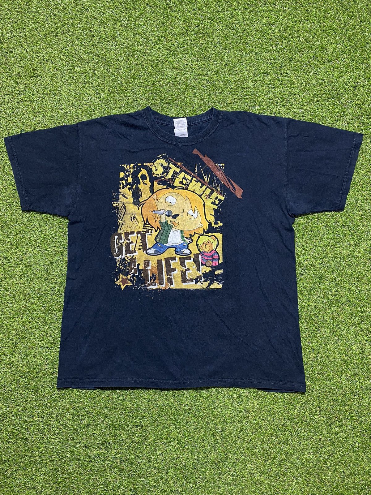 Vintage Family Guy Tee Streetwear Cartoon Big Logo Size L Hoodie, Sweatshirt | PodTeesHub.com