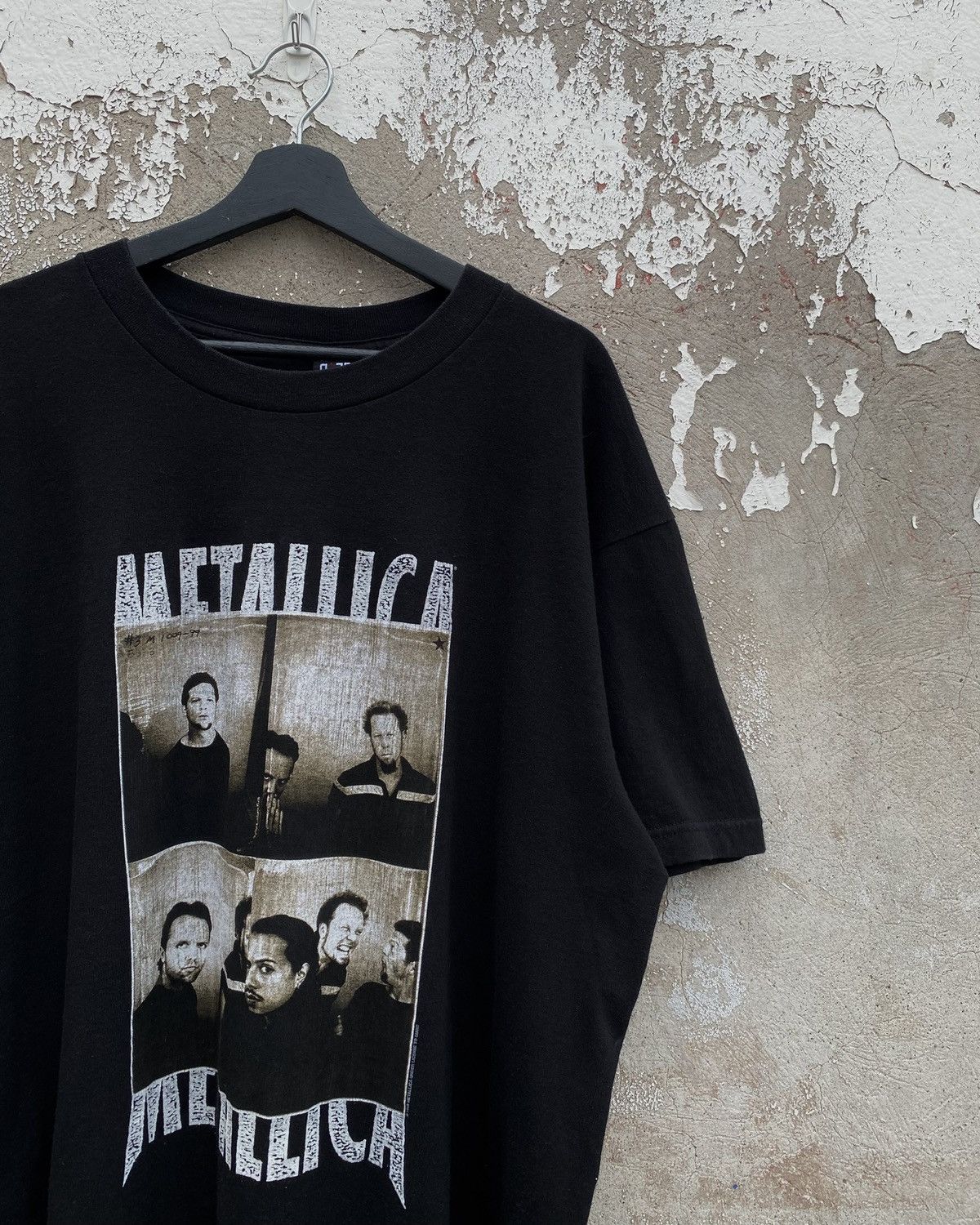 Vintage 1999 Metallica Portrait Tee Hoodie, Sweatshirt | PodTeesHub.com