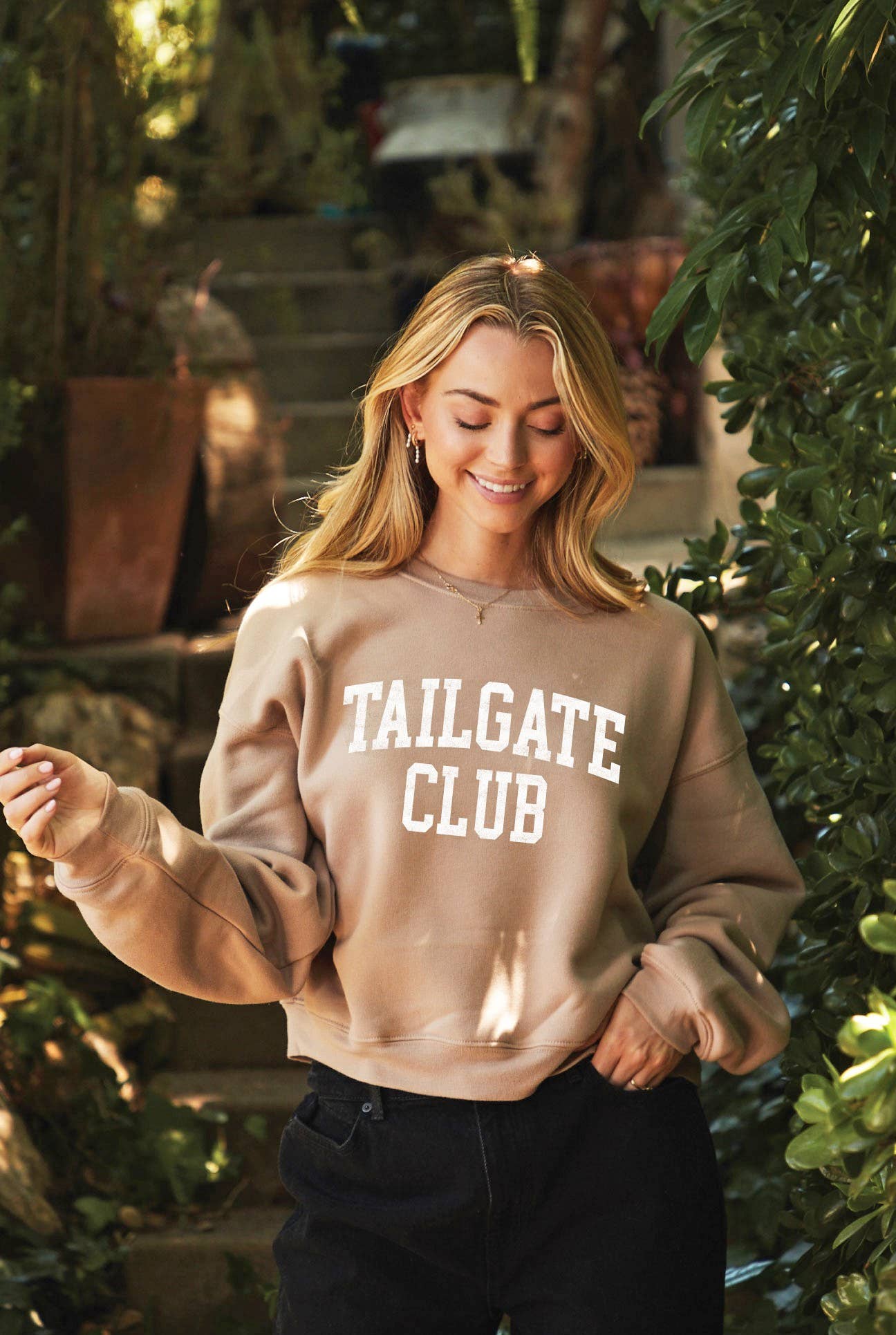 Tailgate Club  Mid  Graphic Sweatshirt T-Shirts, Hoodie | PodTeesHub.com