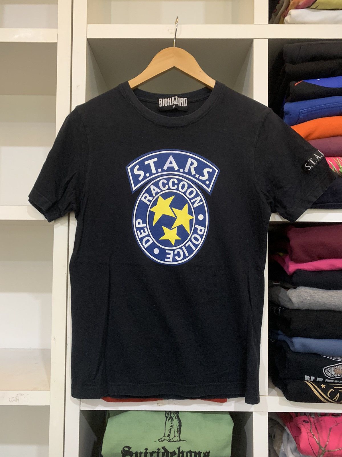 Vintage Resident Evil Racoon City Police Art Print T-Shirts, Hoodie, Sweatshirt | PodTeesHub.com