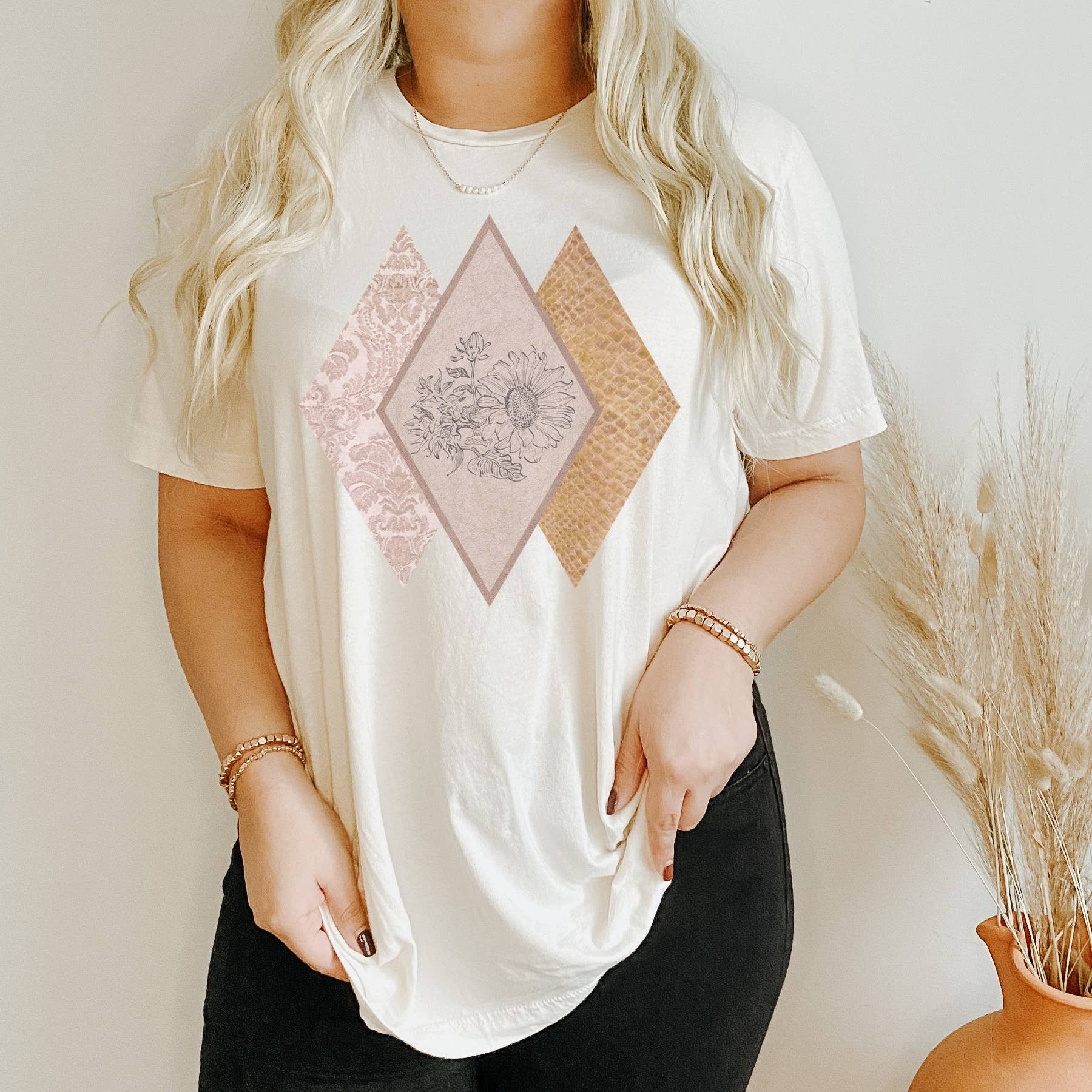 Sunflower Western Diamonds L Western Tee Hoodie, Sweatshirt | PodTeesHub.com