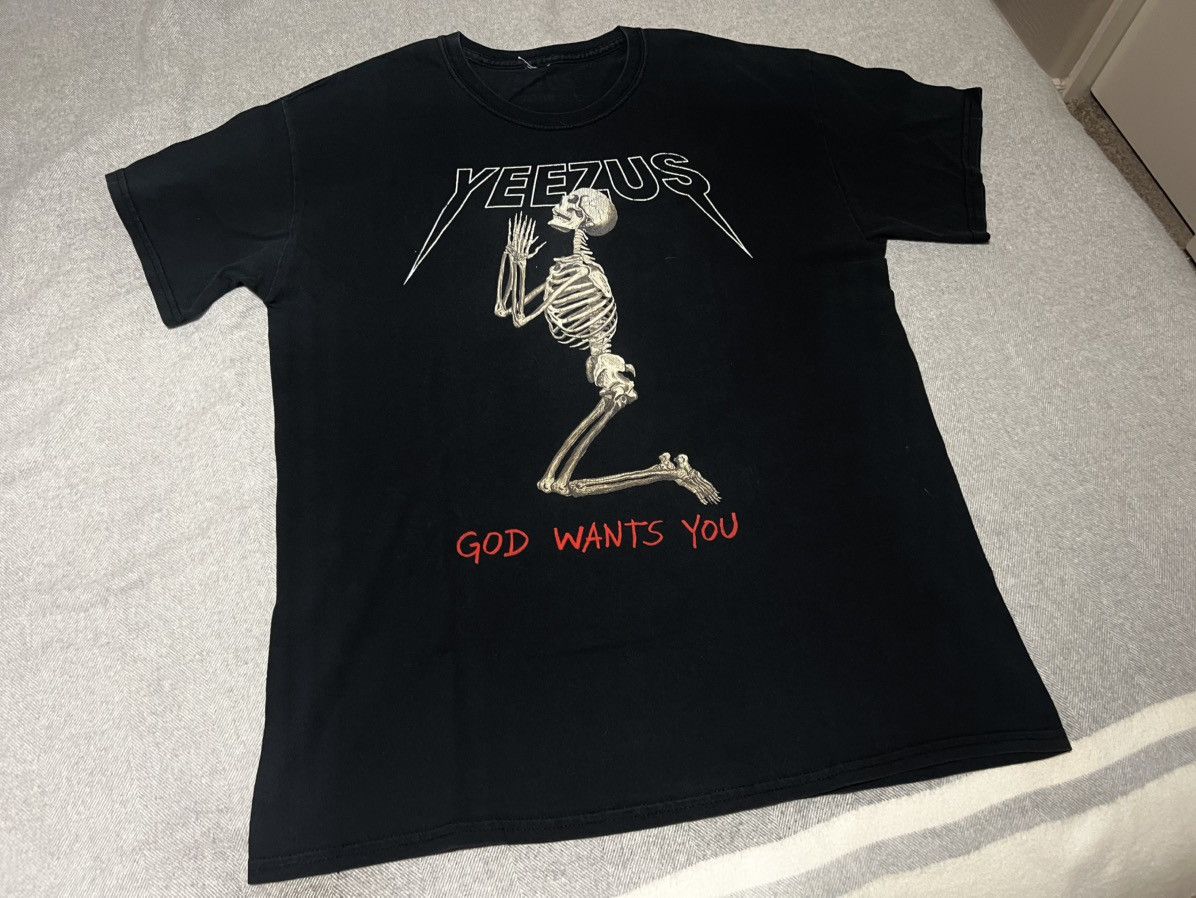 Kanye West Yeezus Tour Shirt Large 2014 Summer Run Praying Skeleton Hoodie, Sweatshirt | PodTeesHub.com
