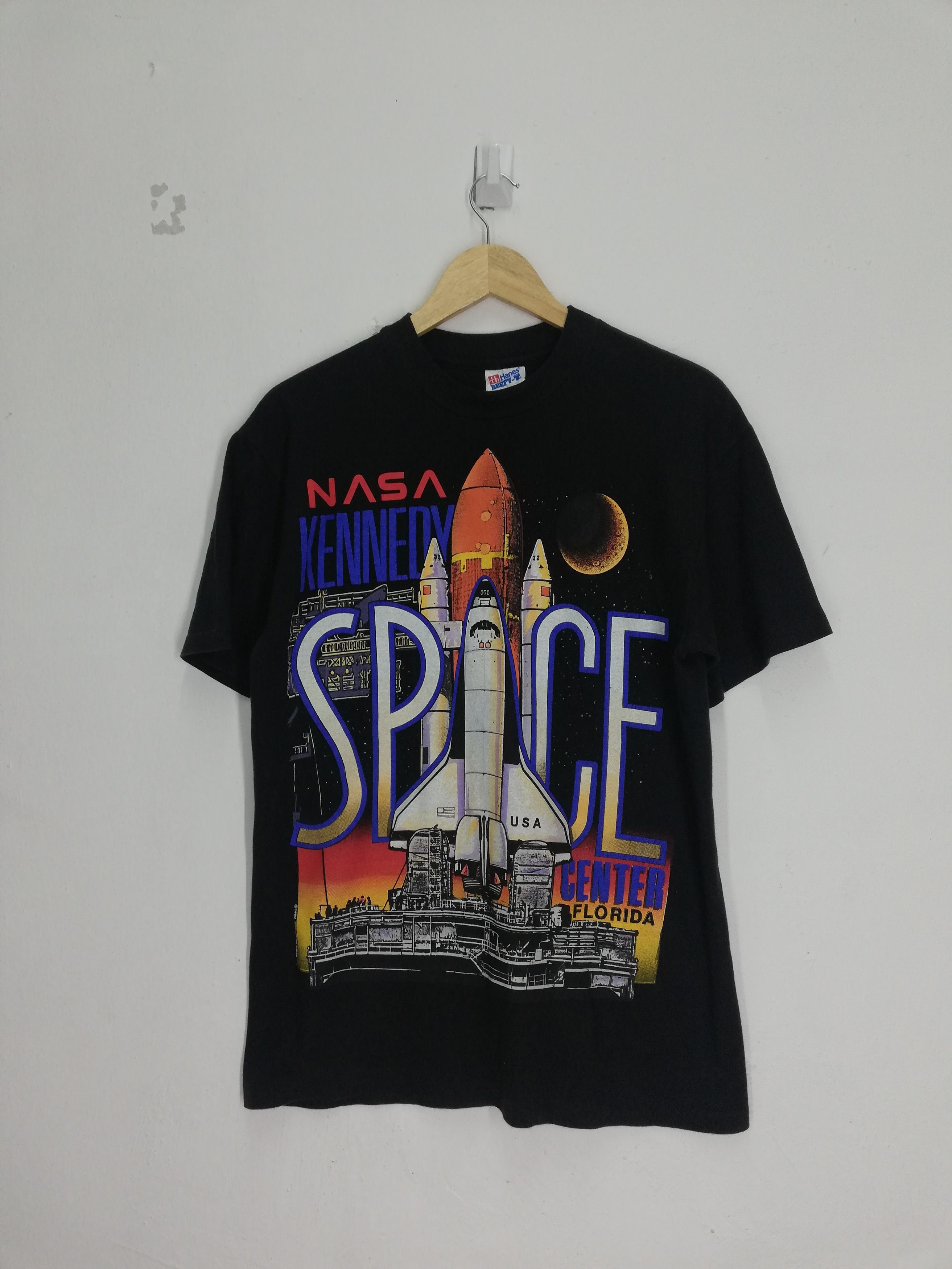 Nasa X Vintage 1990 Nasa Kennedy Usa Space Center Florida Medium T Shirt Hoodie, Sweatshirt | PodTeesHub.com