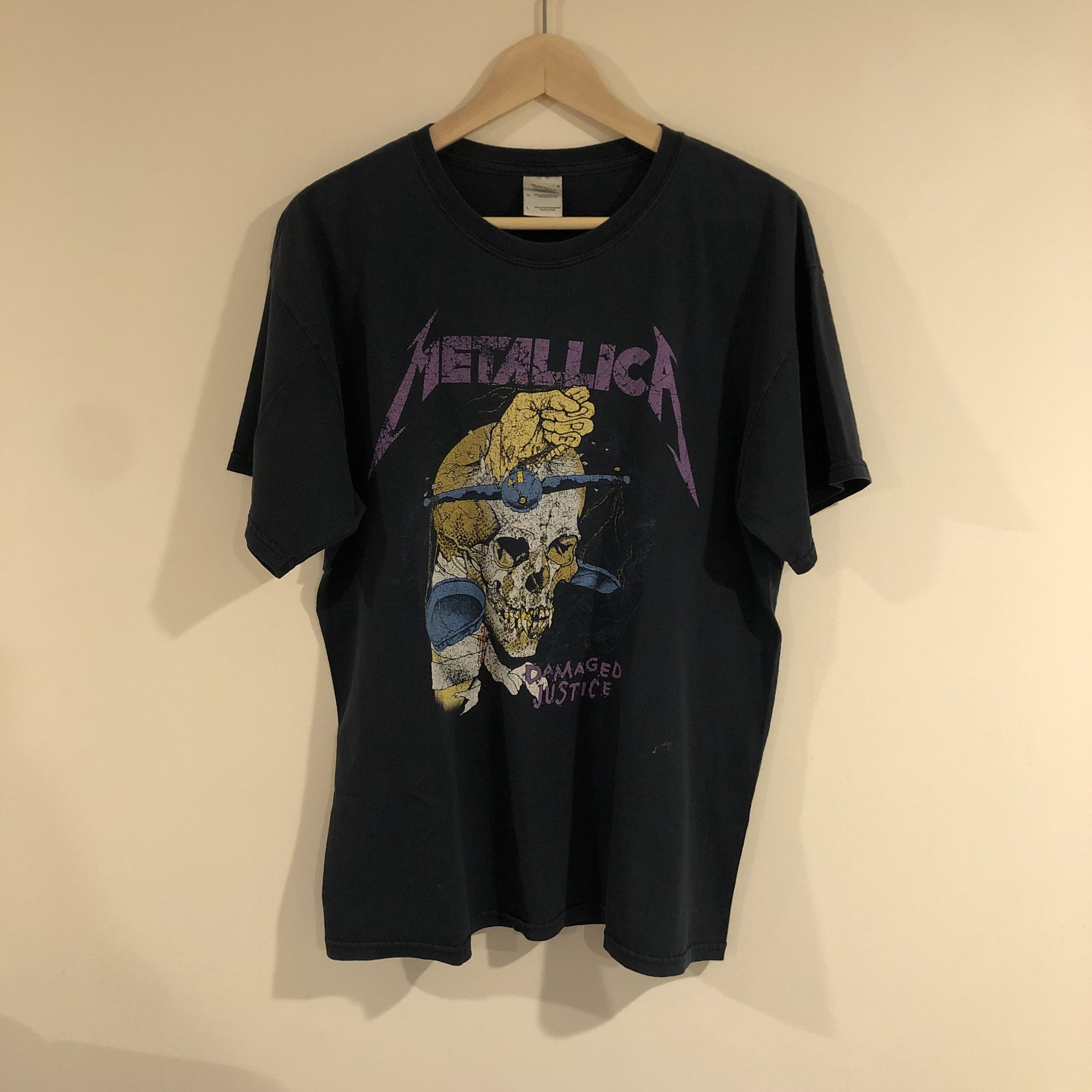 Metallica Final Drop 100 Authentic Vintage Damaged Justice T Shirt Hoodie, Sweatshirt | PodTeesHub.com