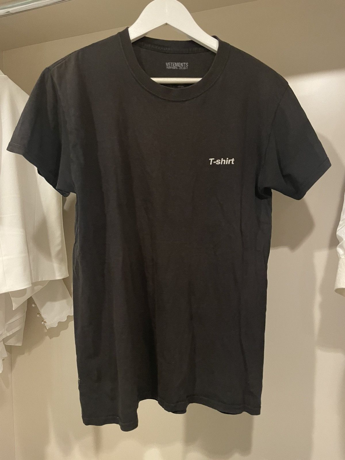 Vetements Streetwear T-Shirts, Hoodie, Sweatshirt