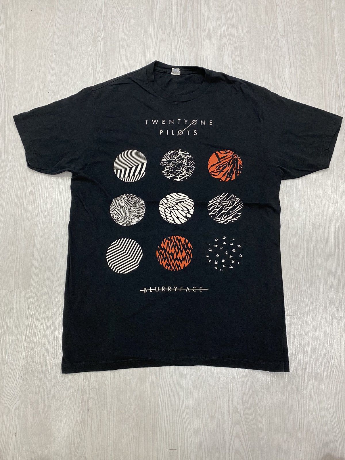 Metallica X Vintage Vintage Twenty One Pilots Shirt T-Shirts, Hoodie, Sweatshirt