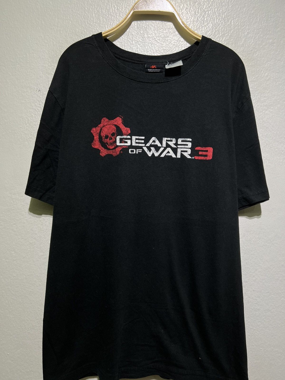 Vintage 90s Gears Of War 3 Video Game Promo T Shirt Skull Hoodie, Sweatshirt | PodTeesHub.com