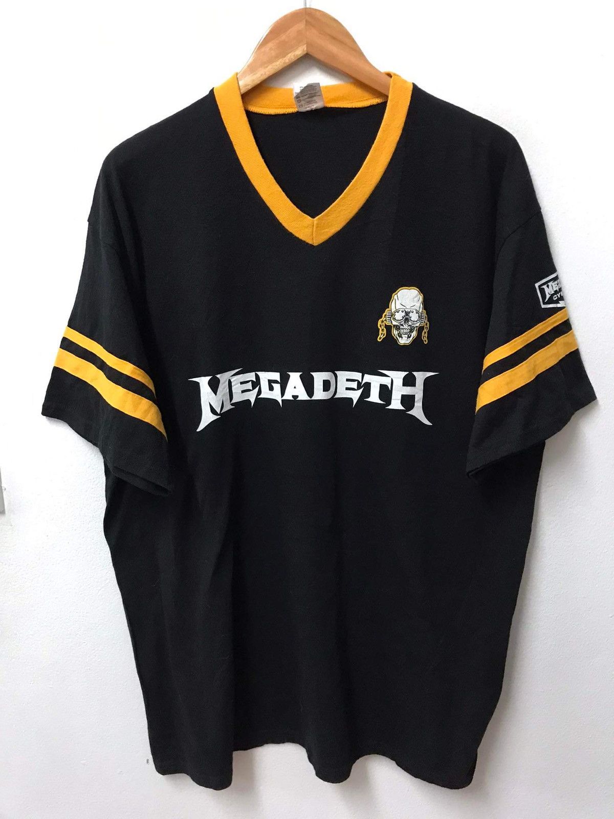 Band Tees Vintage Megadeth Cuber Army Tour Tee Hoodie, Sweatshirt | PodTeesHub.com