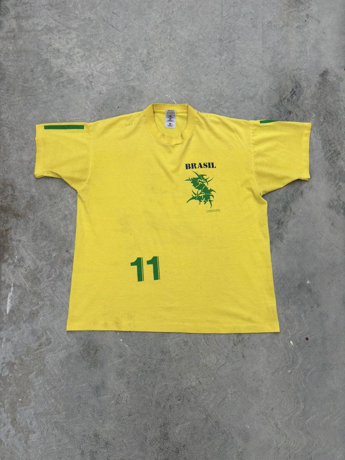 Band Tees Vintage 90s Sepultura Roots Tour Brazil T Shirt Hoodie, Sweatshirt | PodTeesHub.com