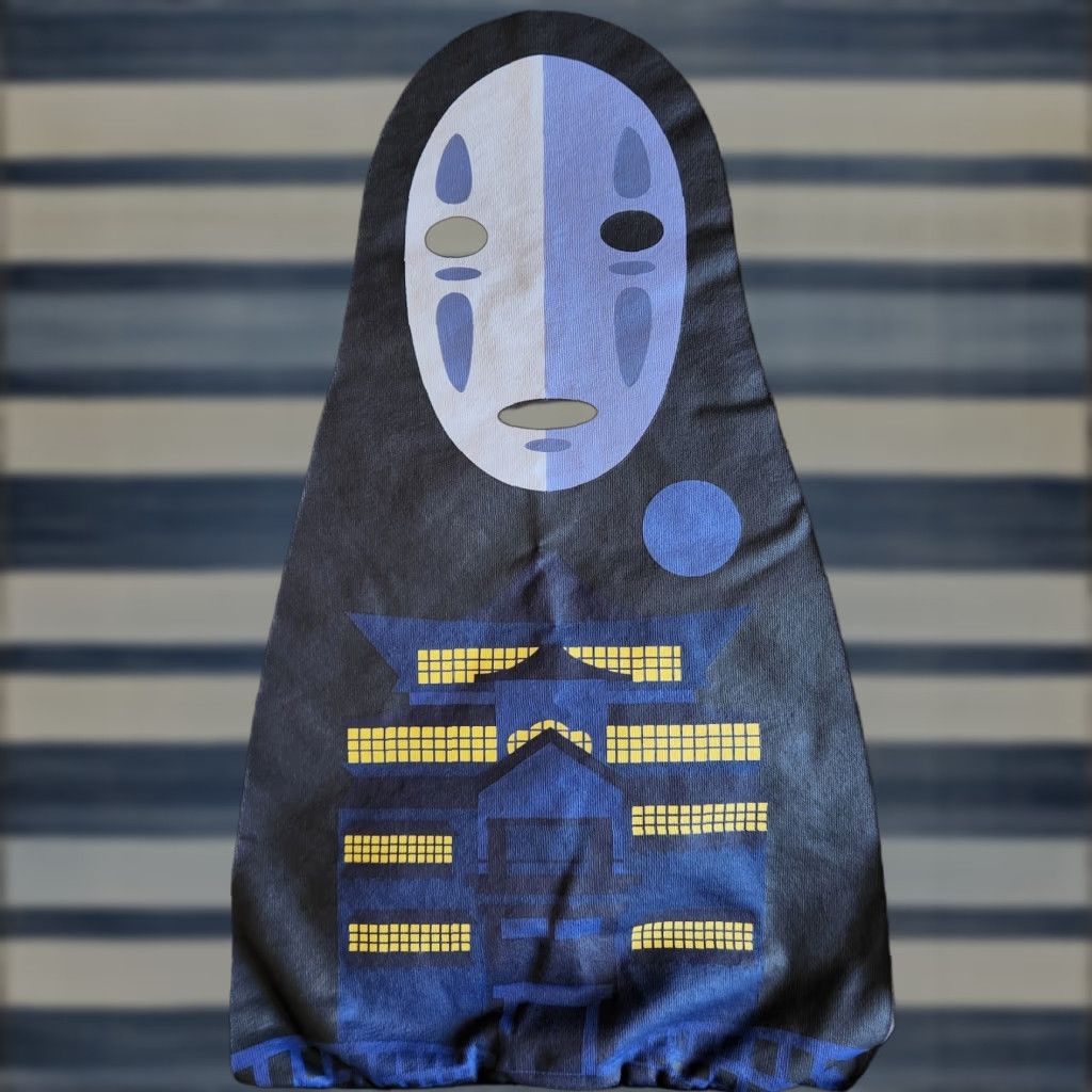 Vintage Her Universe Spirited Away No Face Studio Ghibli Gray M Graphic Print Sweatshirt Sweater Wom T-Shirts, Hoodie