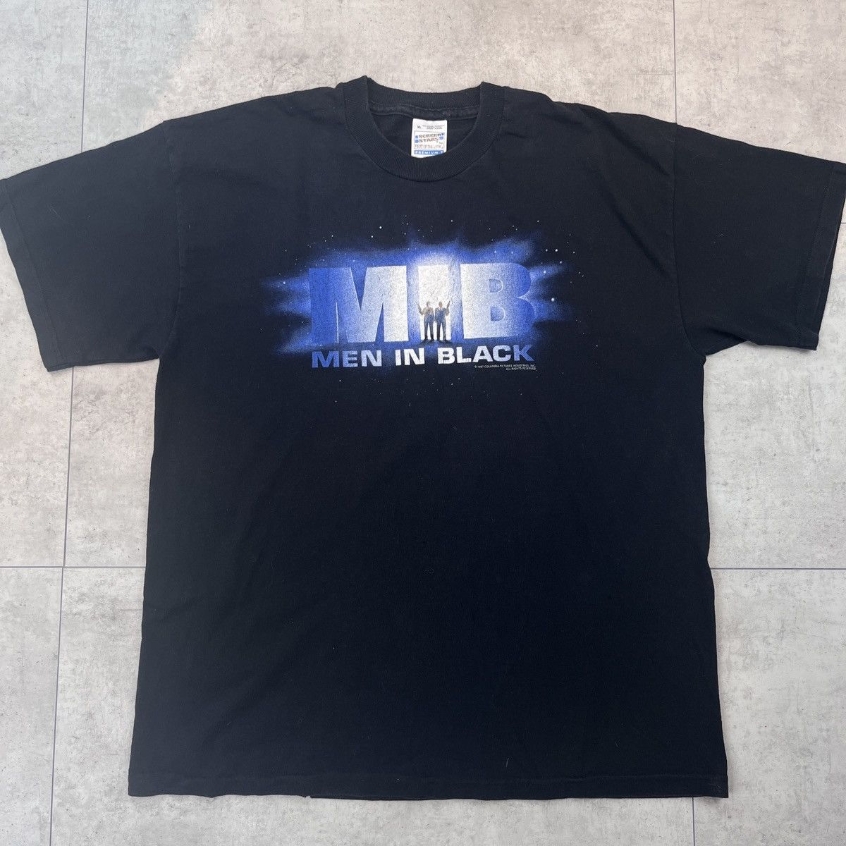 Very Rare Vintage 1997 Men In Black Movie T Shirt Tee Hoodie, Sweatshirt | PodTeesHub.com