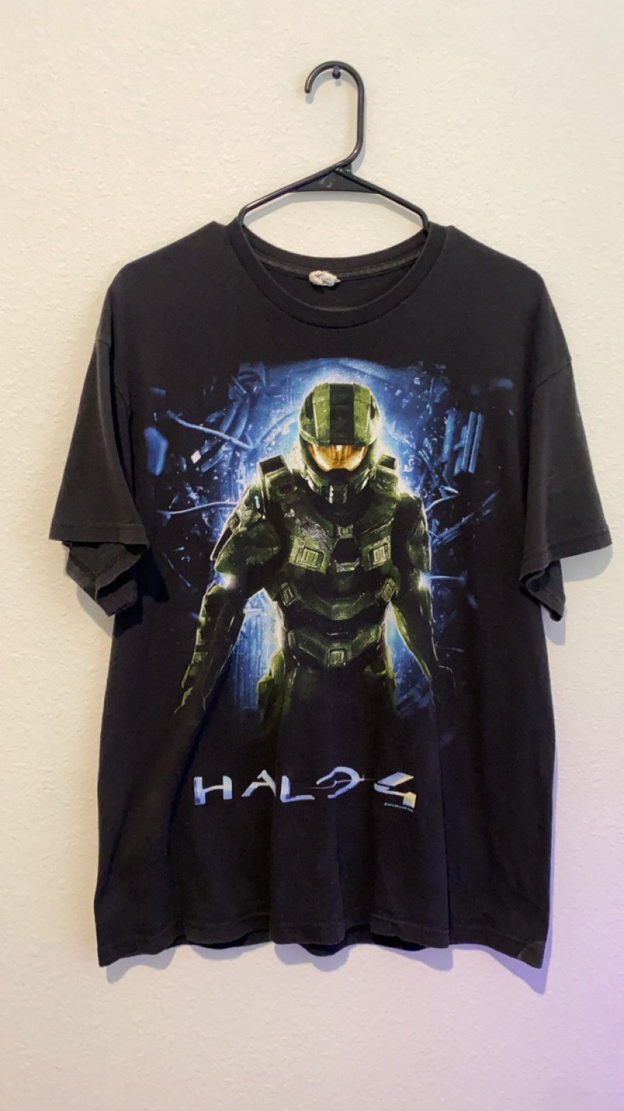 Vintage Halo 4 Rare Vintage Xbox Video Game T-Shirts, Hoodie, Sweatshirt