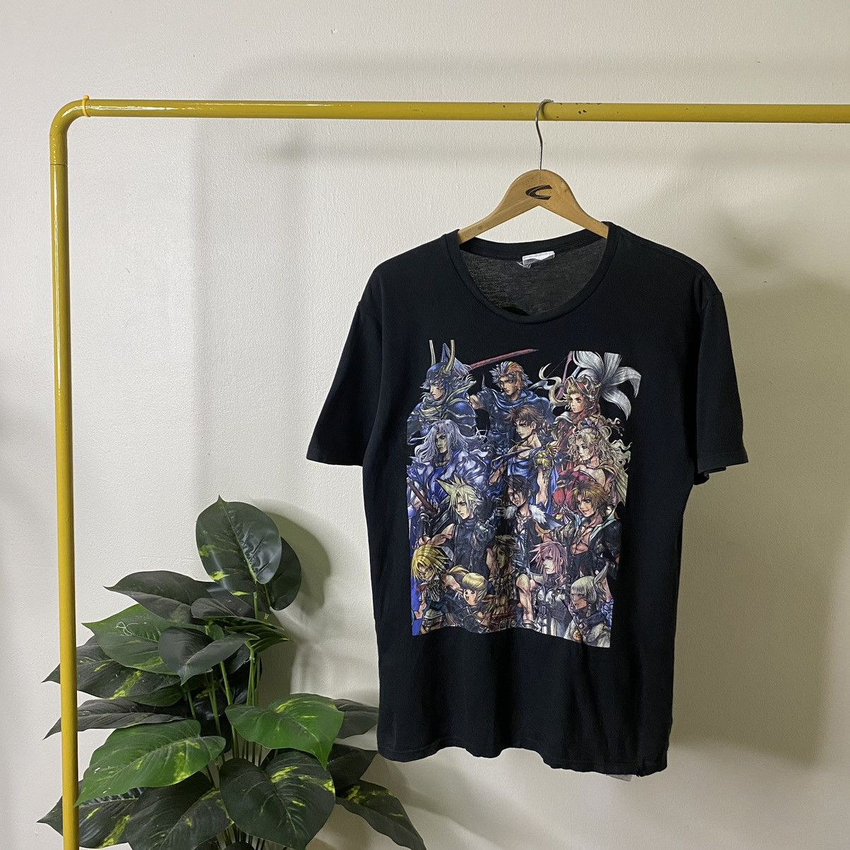 Universal Studios Y2k Final Fantasy Universal Studio Japan Square Enix Promo T T-Shirts, Hoodie, Sweatshirt | PodTeesHub.com