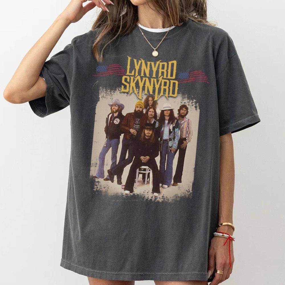 Lynyrd Skynyrd Vintage Rock Band Tee Hoodie, Sweatshirt | PodTeesHub.com