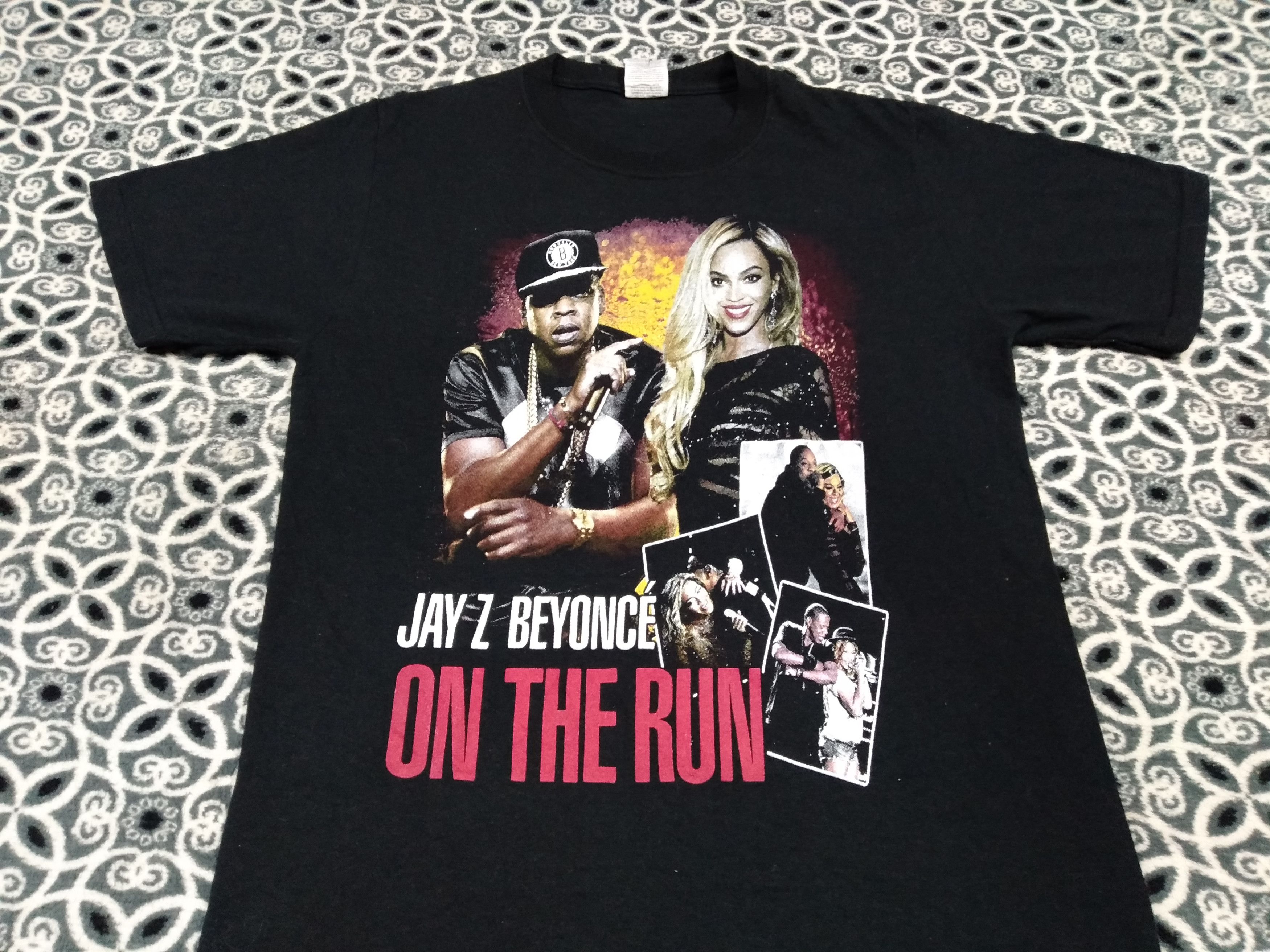Band Tees Rihanna Jay Z Tour Rap Singer T Shirt Hoodie, Sweatshirt | PodTeesHub.com