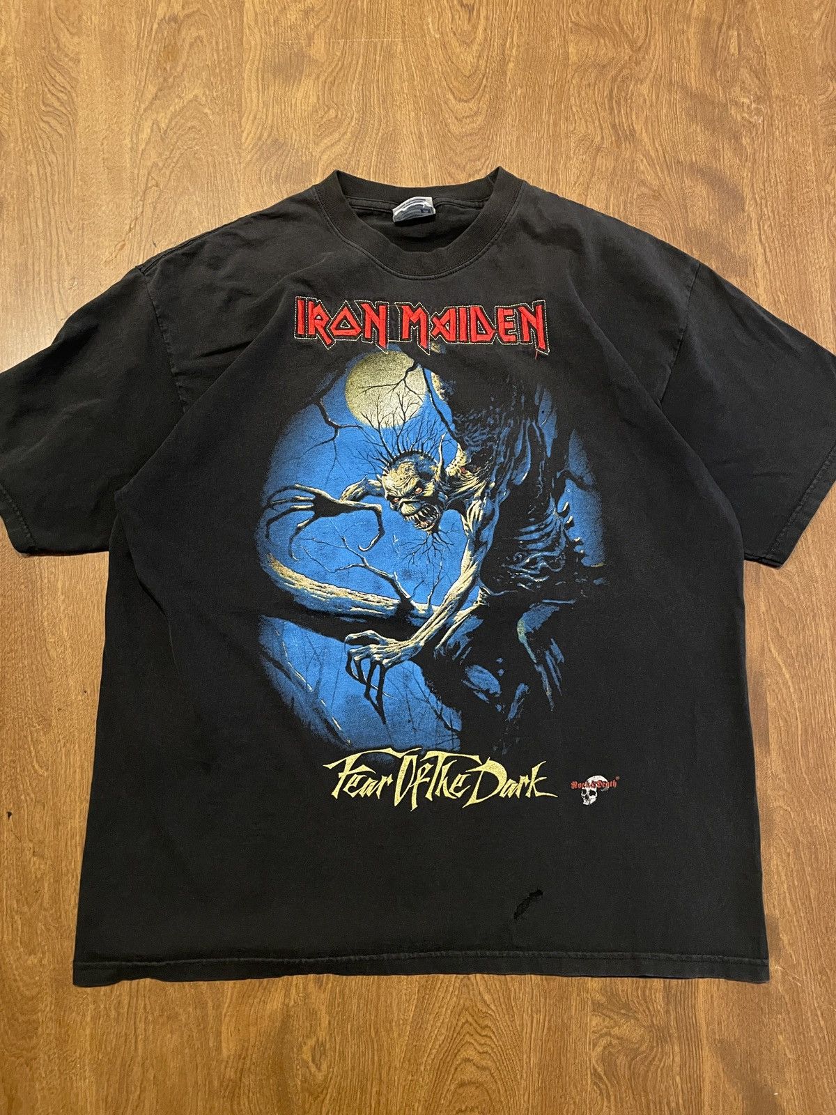 Maiden Iron Maidan Fear Of The Dark 2000s Mexican Bootleg T Shirt Hoodie, Sweatshirt | PodTeesHub.com