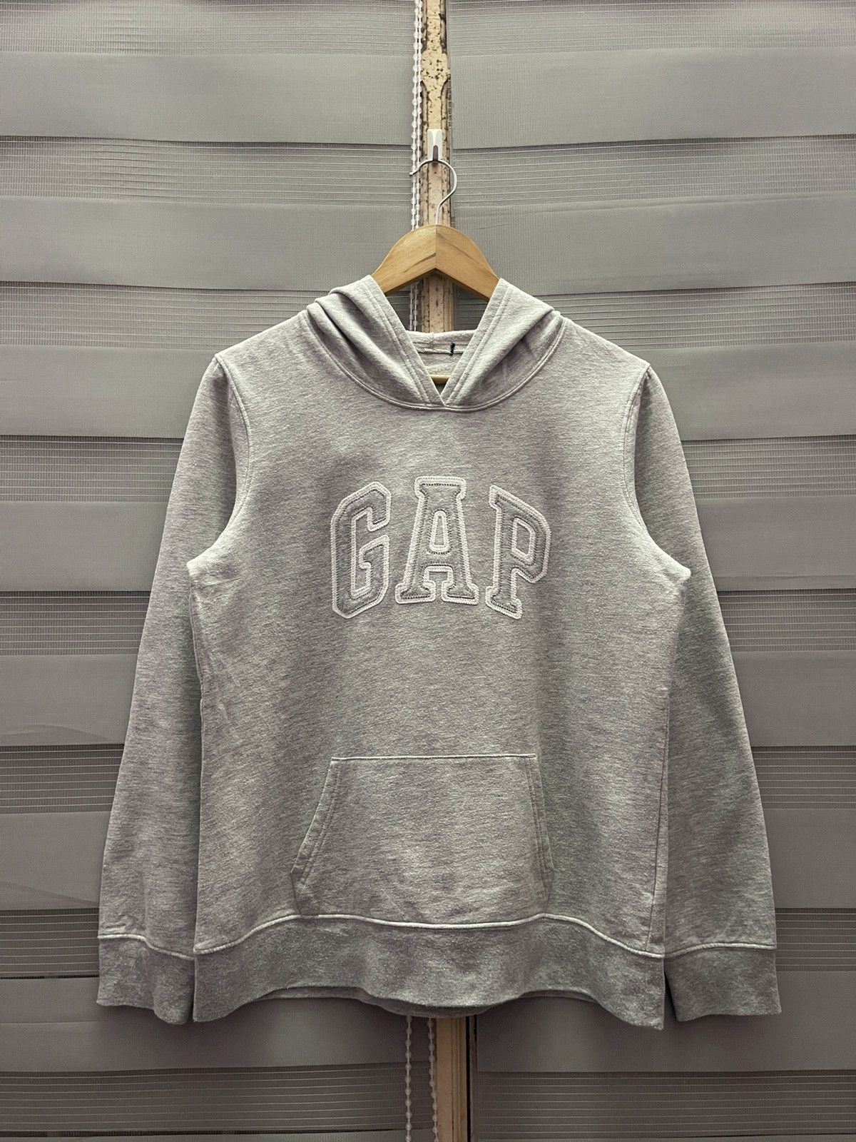 Vintage Y2k Gap Spellout Hoodie T-Shirts, Sweatshirt | PodTeesHub.com