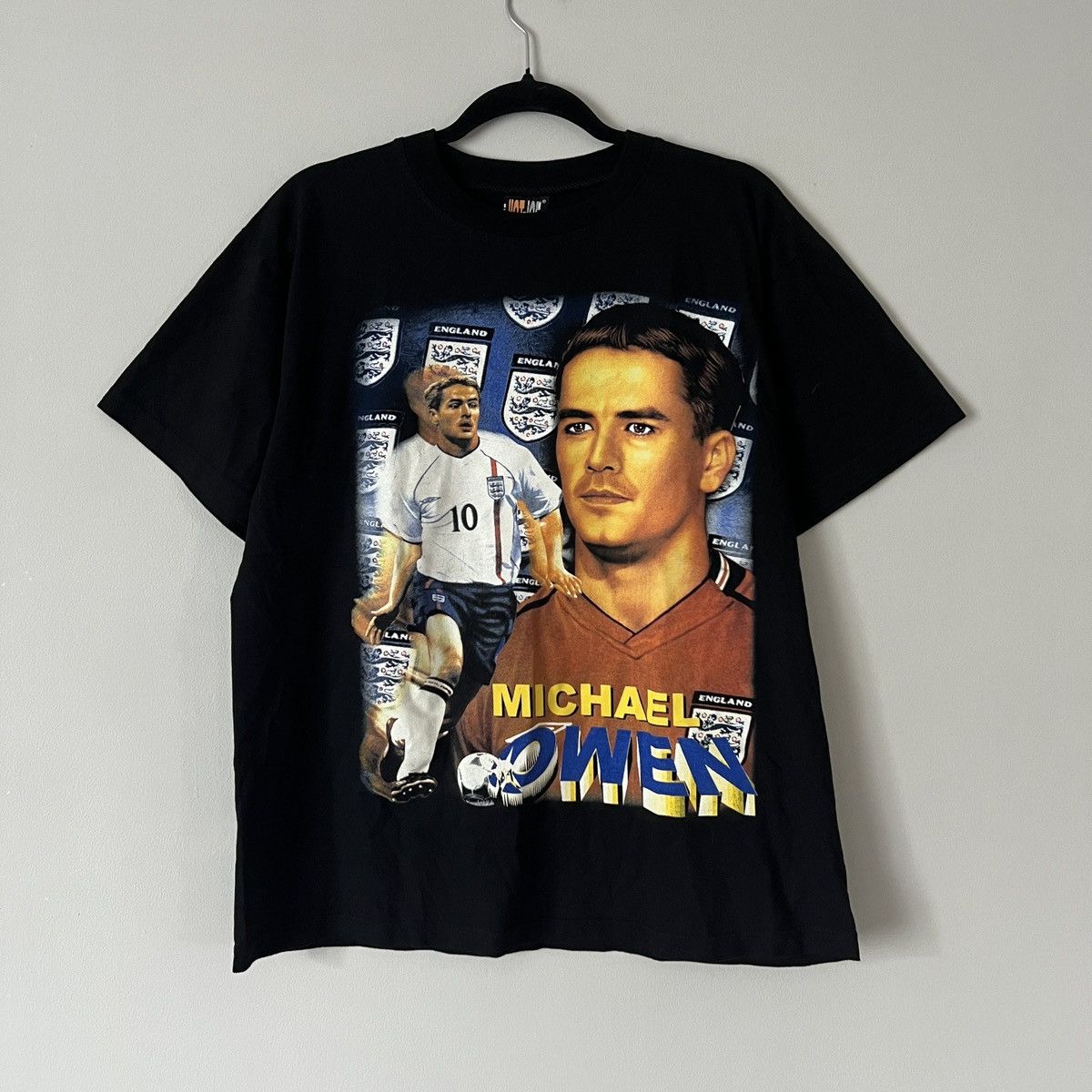Liverpool England Vintage 90s Michael Owen Retro T-Shirts, Hoodie, Sweatshirt