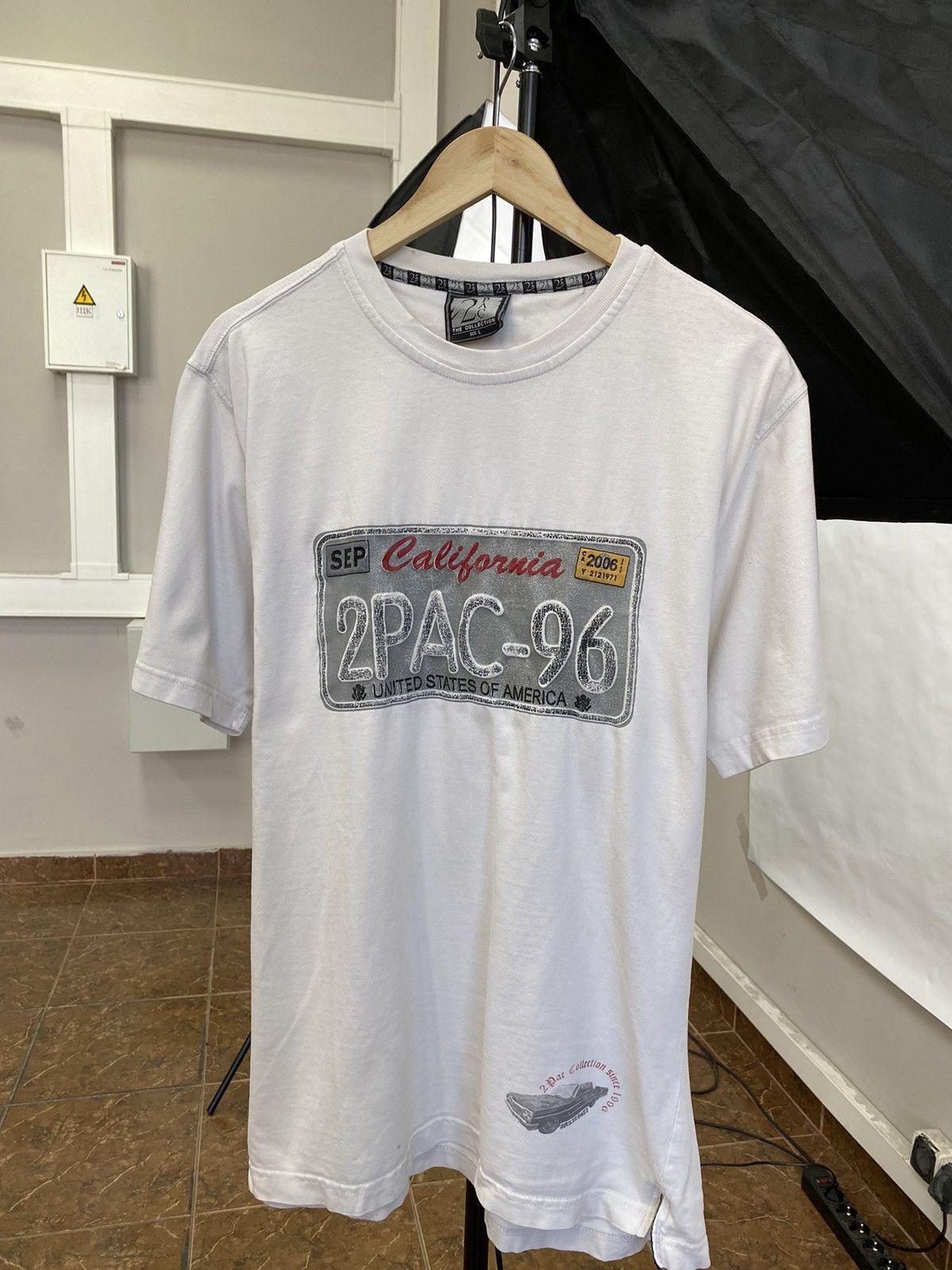Rap Tees Vintage Tupac 96 Shakur T Shirt Rare Retro Hoodie, Sweatshirt | PodTeesHub.com