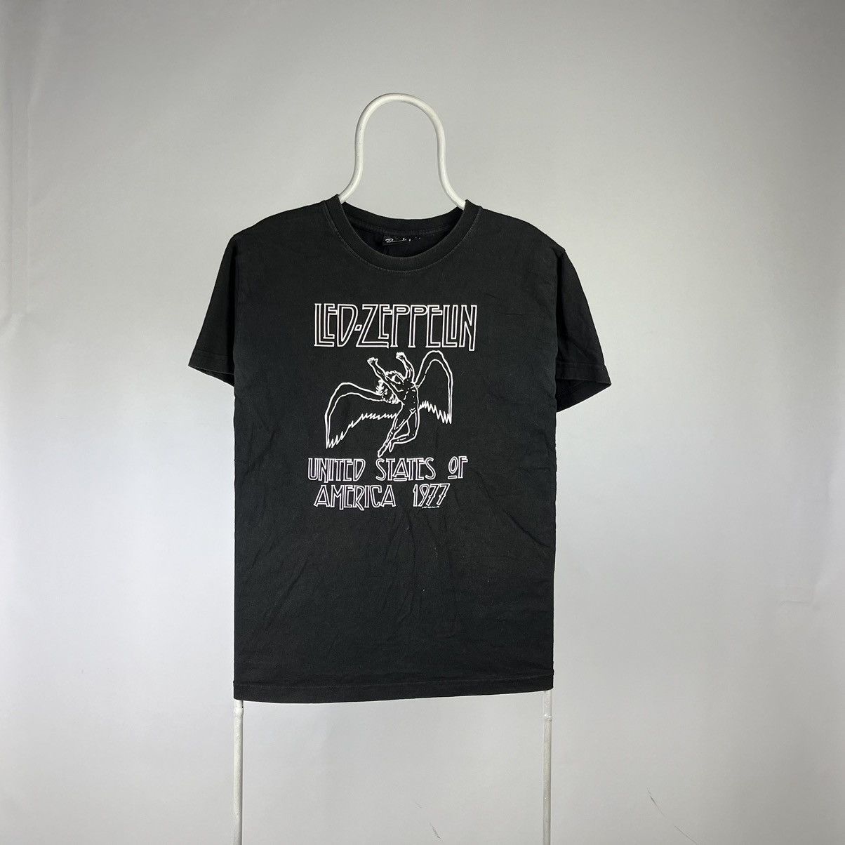 Zeppelin Led Zeppelin T Shirt Y2k Rock Band Size Xlarge Hoodie, Sweatshirt | PodTeesHub.com